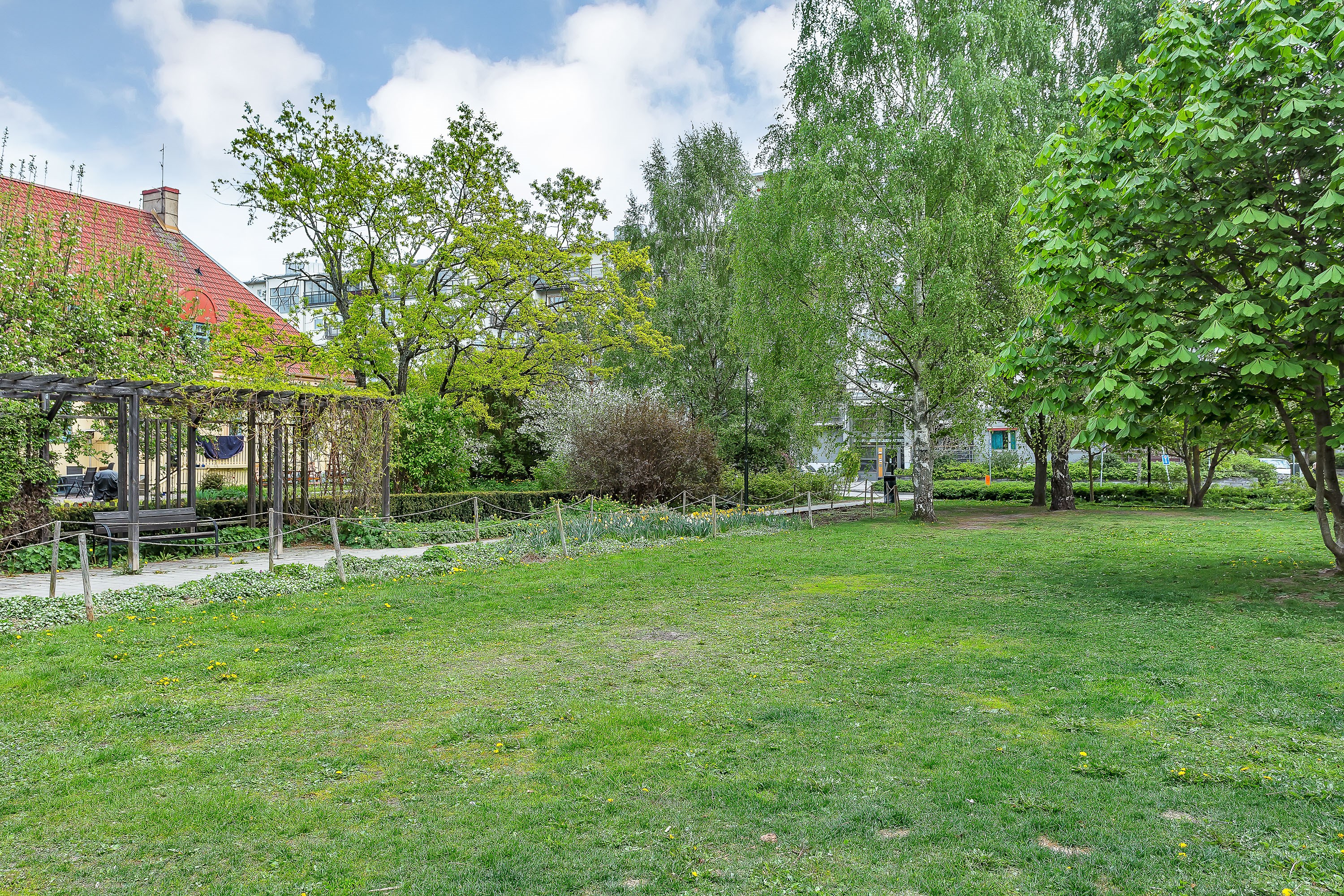 Bostadsbild från Siktargatan 14, Till salu i Kungsängen, Uppsala