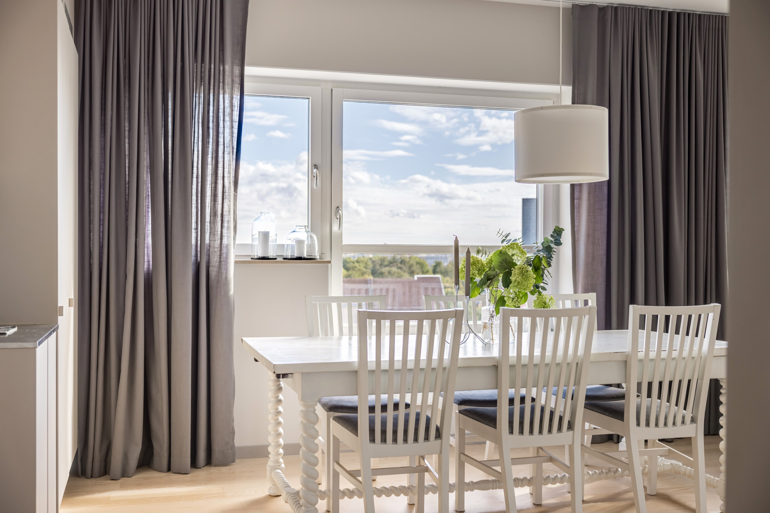 Bostadsbild från Torfredsplatsen 7, Till salu i Haga, Norra, Solna