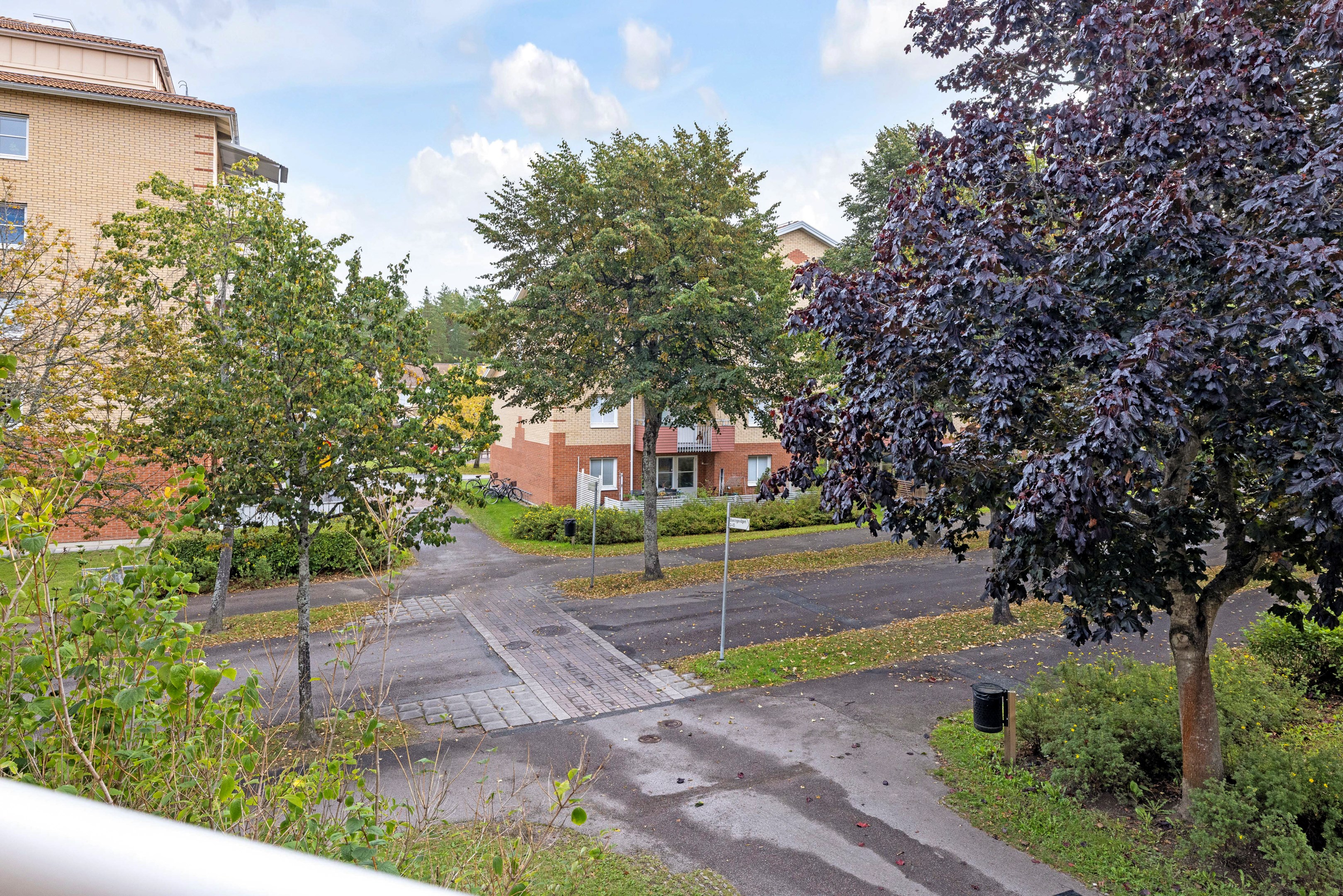 Bostadsbild från Blekingevägen 2, Till salu i Sävja, Uppsala