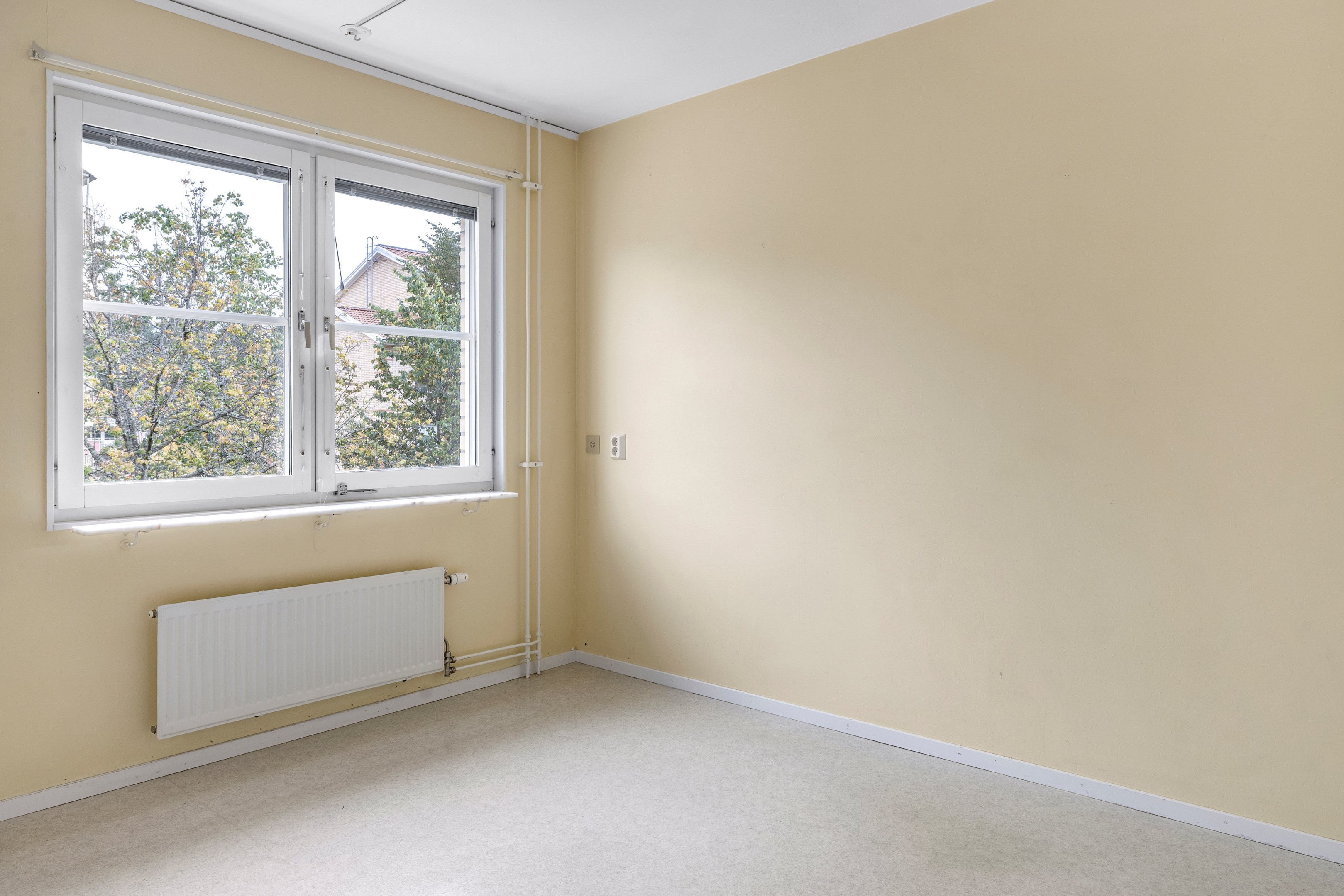 Bostadsbild från Blekingevägen 2, Till salu i Sävja, Uppsala