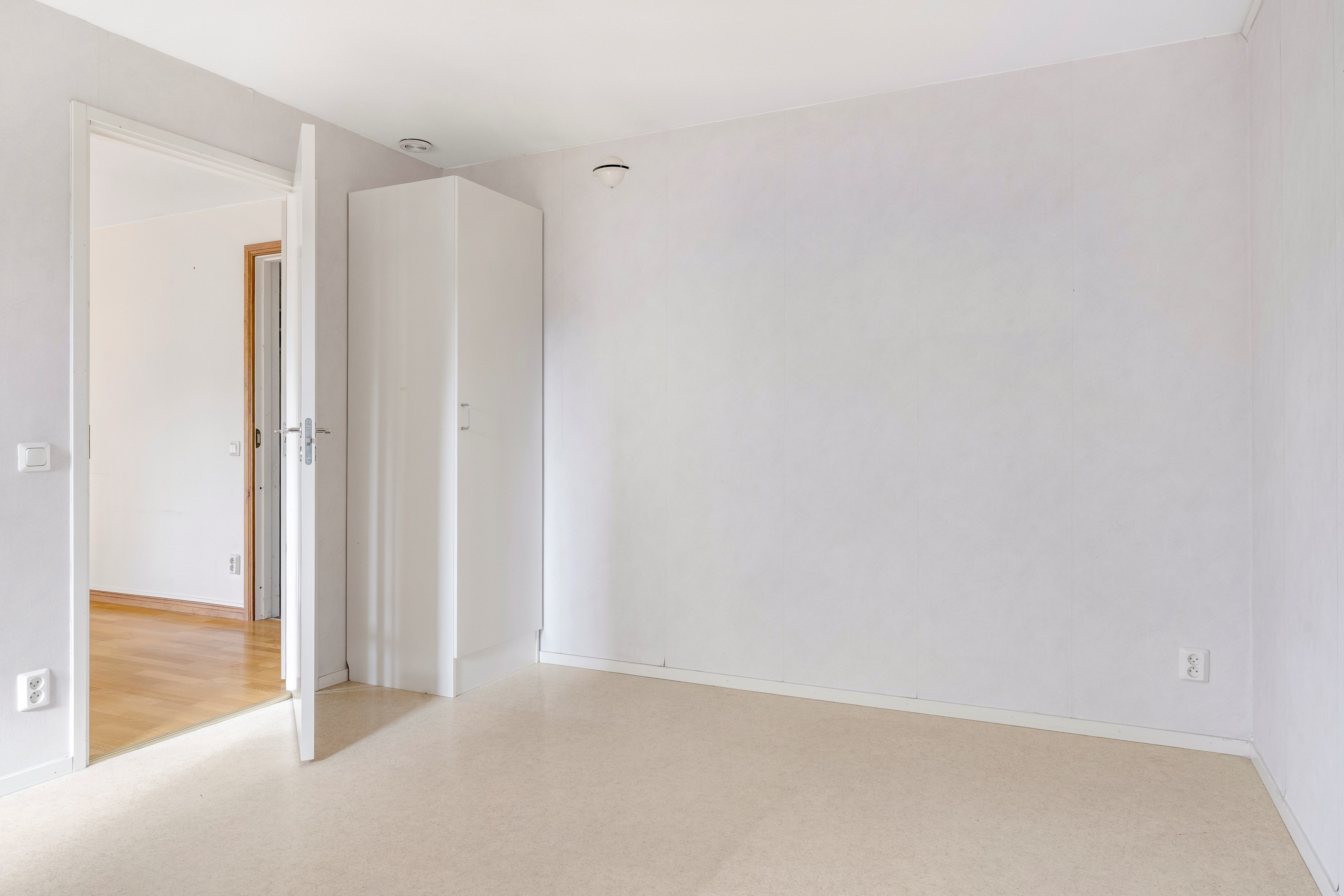 Bostadsbild från Blekingevägen 2, Till salu i Sävja, Uppsala