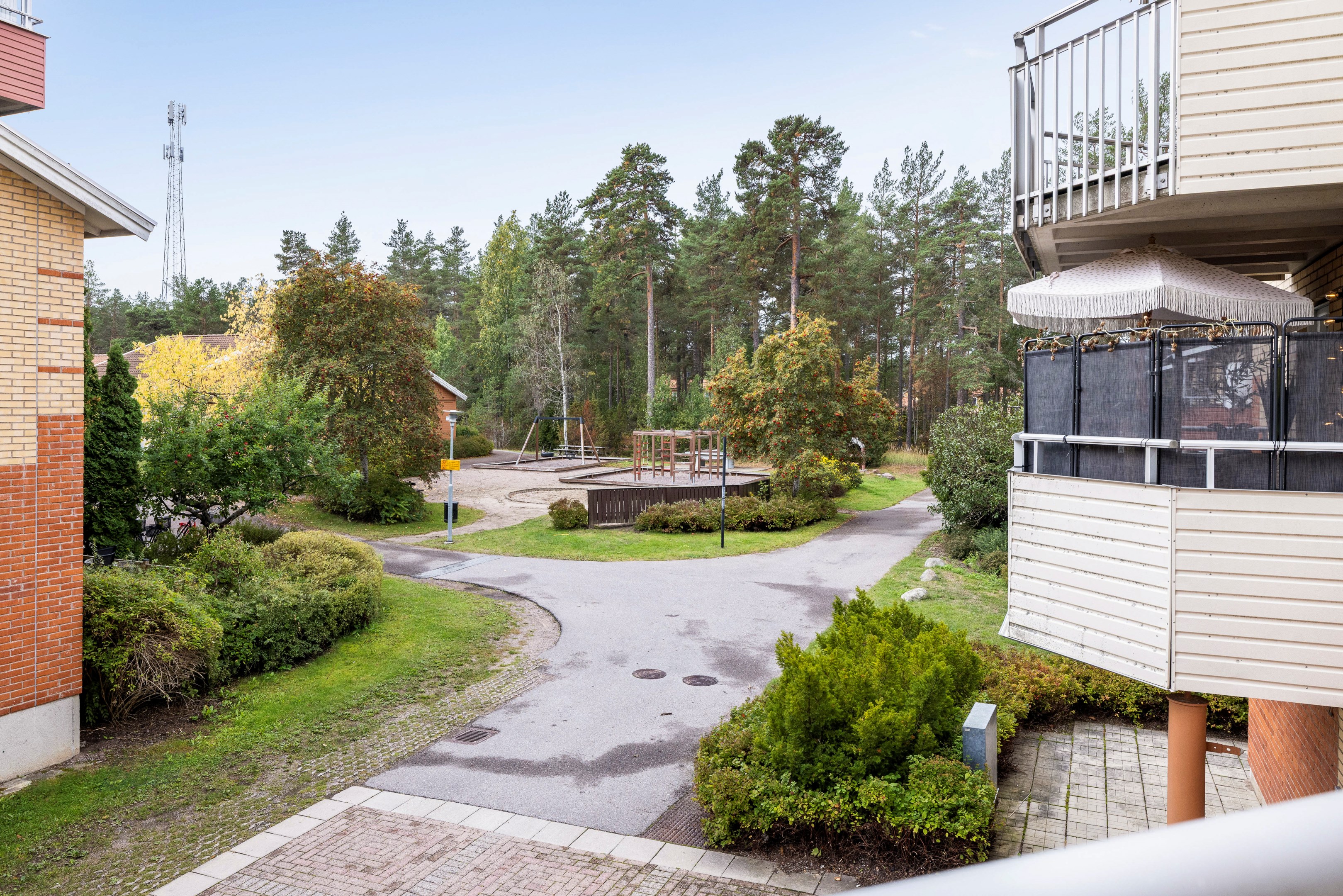 Bostadsbild från Blekingevägen 2, Till salu i Sävja, Uppsala