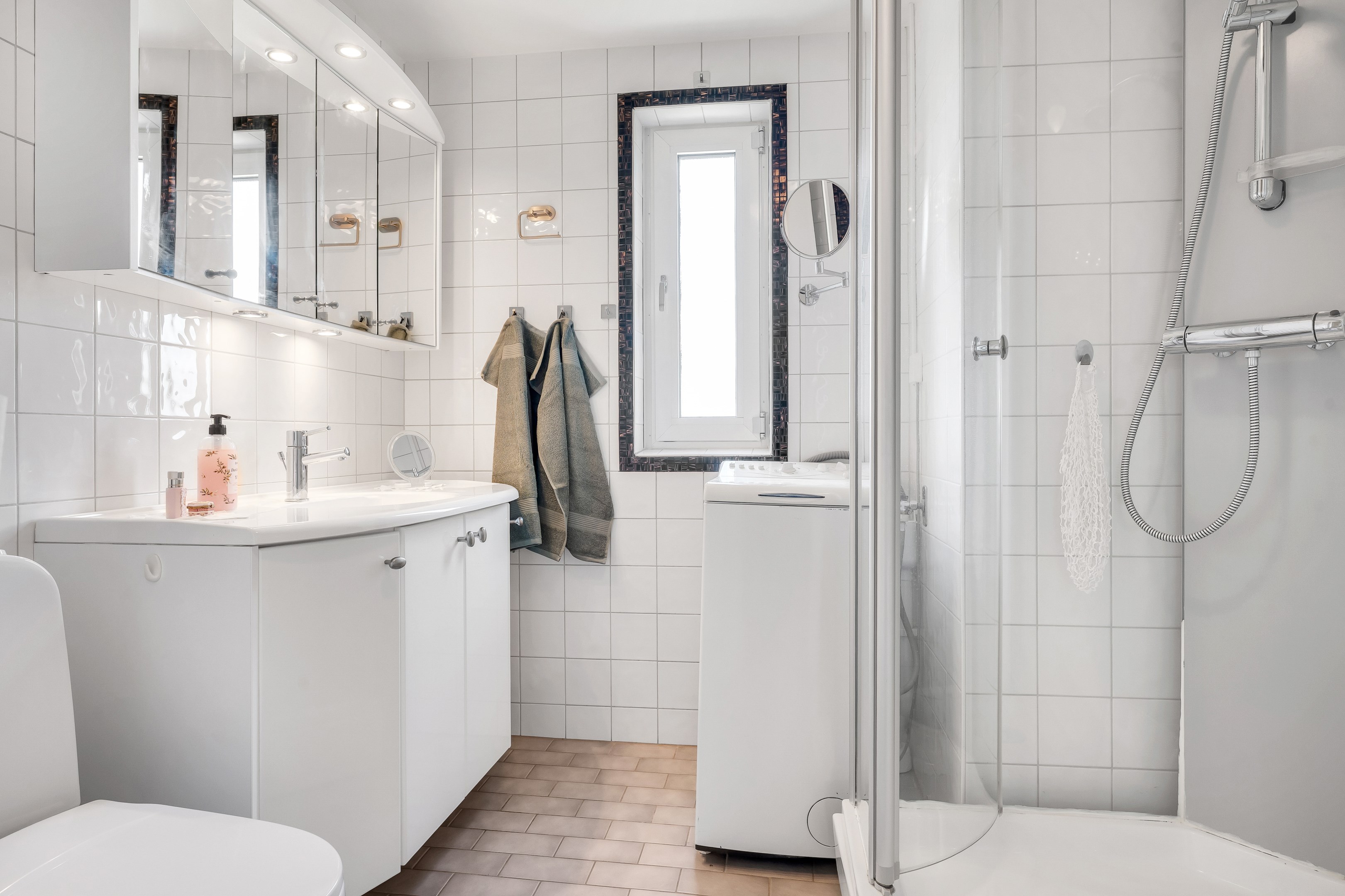 Bostadsbild från Idrottsgatan 14, Till salu i Svartbäcken, Uppsala