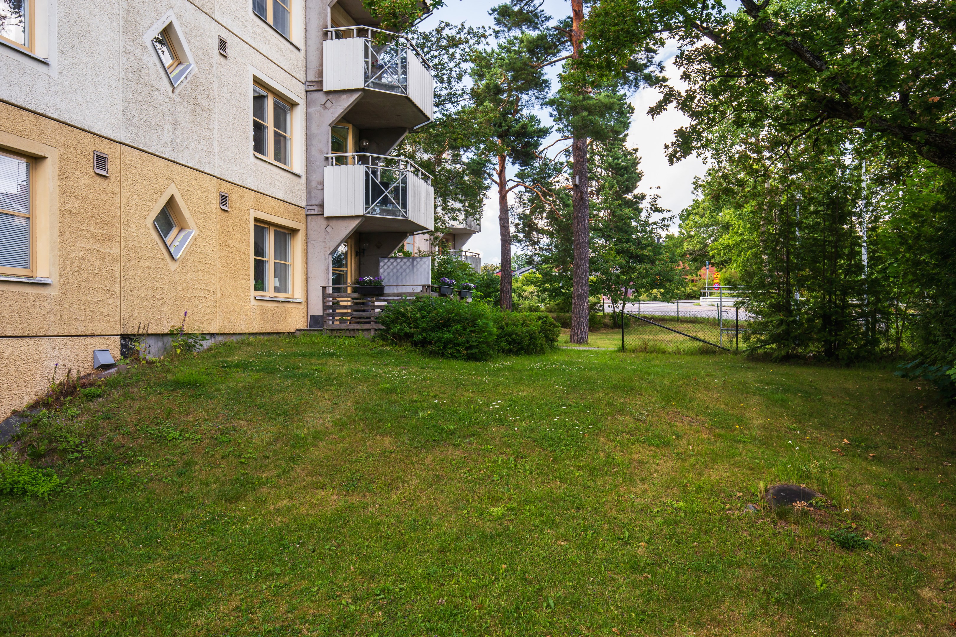 Bostadsbild från Ängsbacken 5, Kommande i Björknäs, Nacka