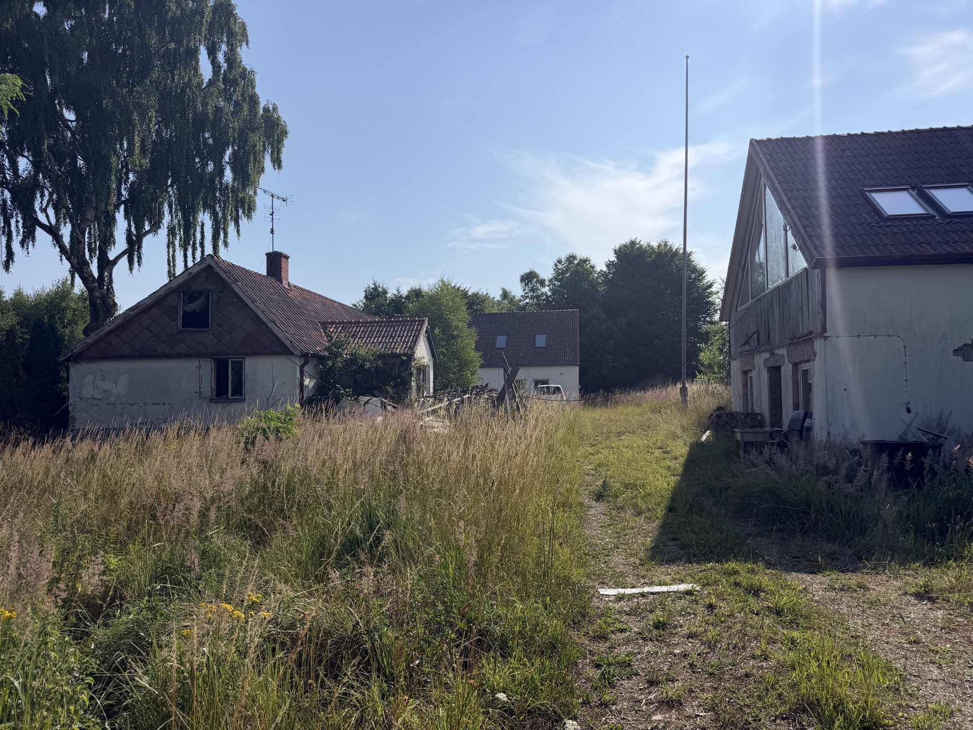 Tre hus i klunga