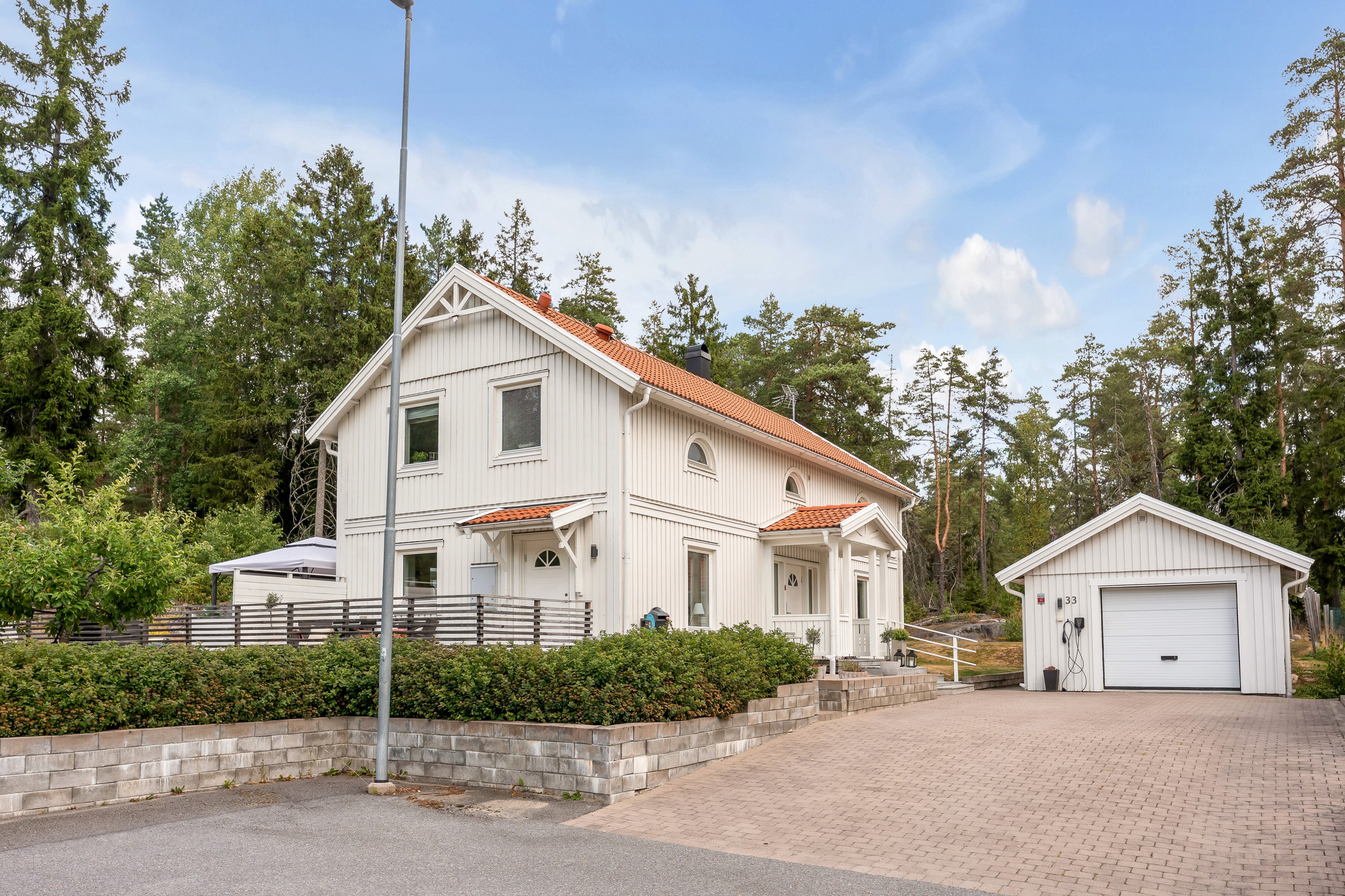 Bostadsbild från Granstigen 33, Såld i Alsike, Knivsta
