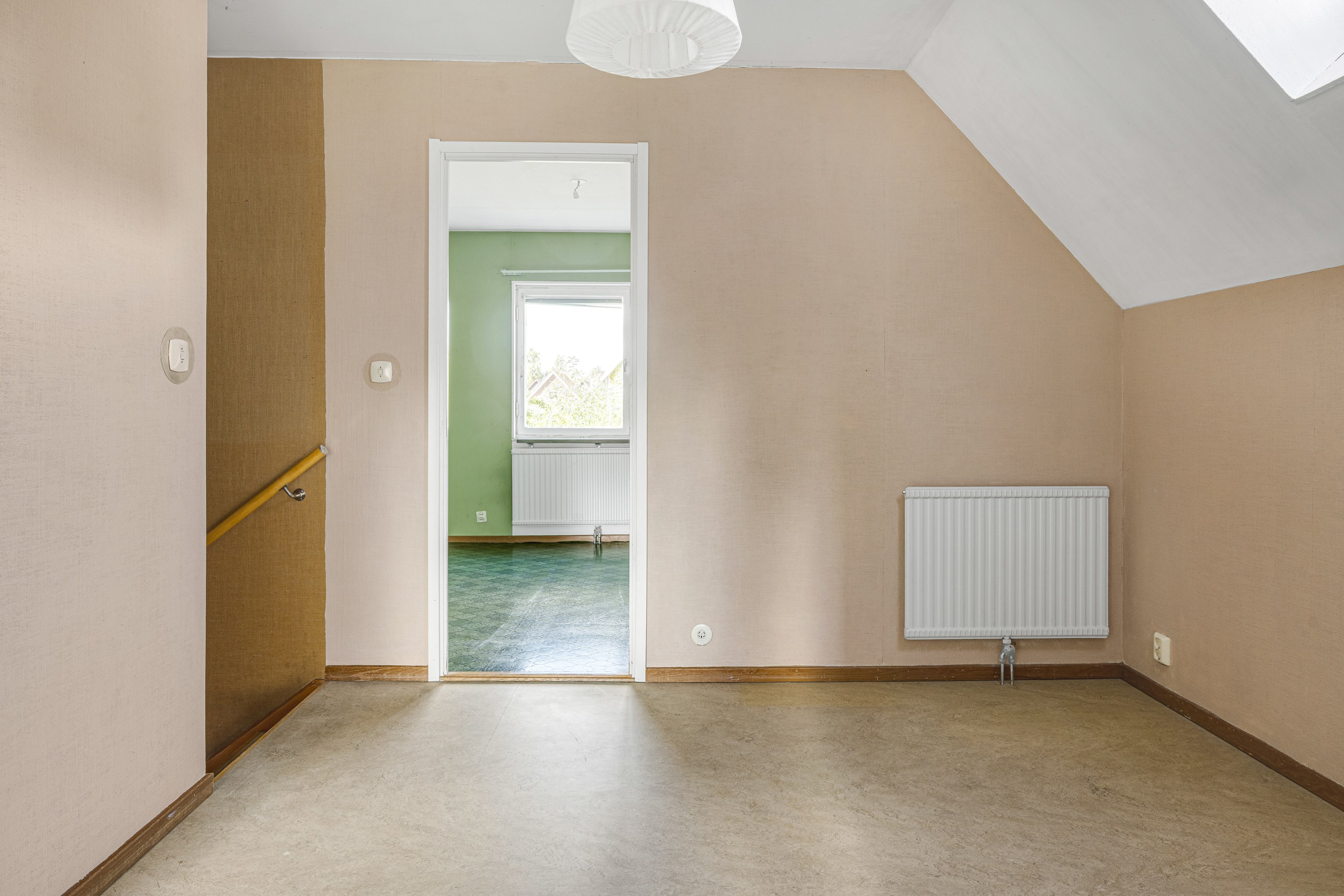 Bostadsbild från Skrindvägen 17, Till salu i Valsätra, Uppsala
