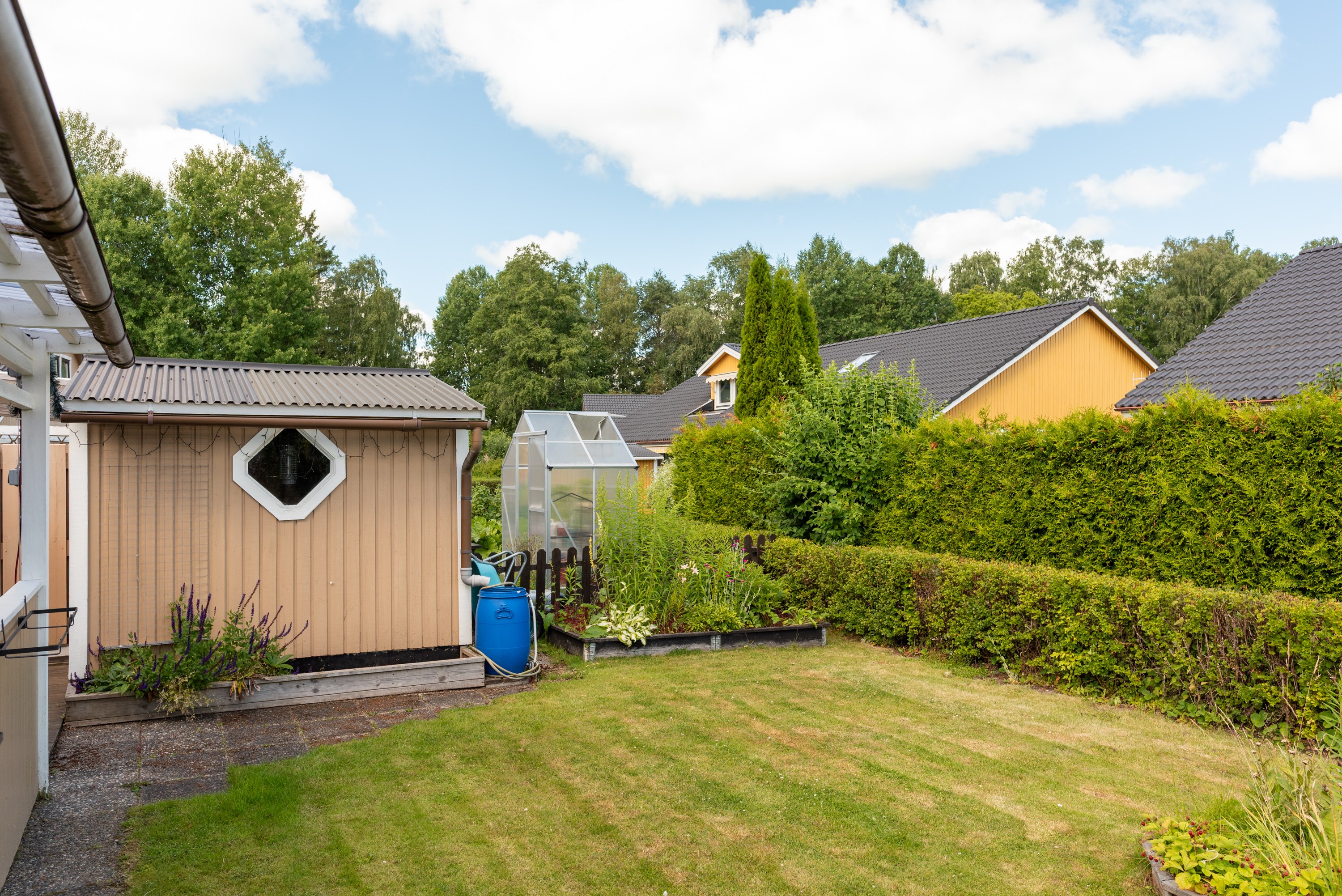 Bostadsbild från Irisvägen 110, Såld i Norra Gryta, Västerås