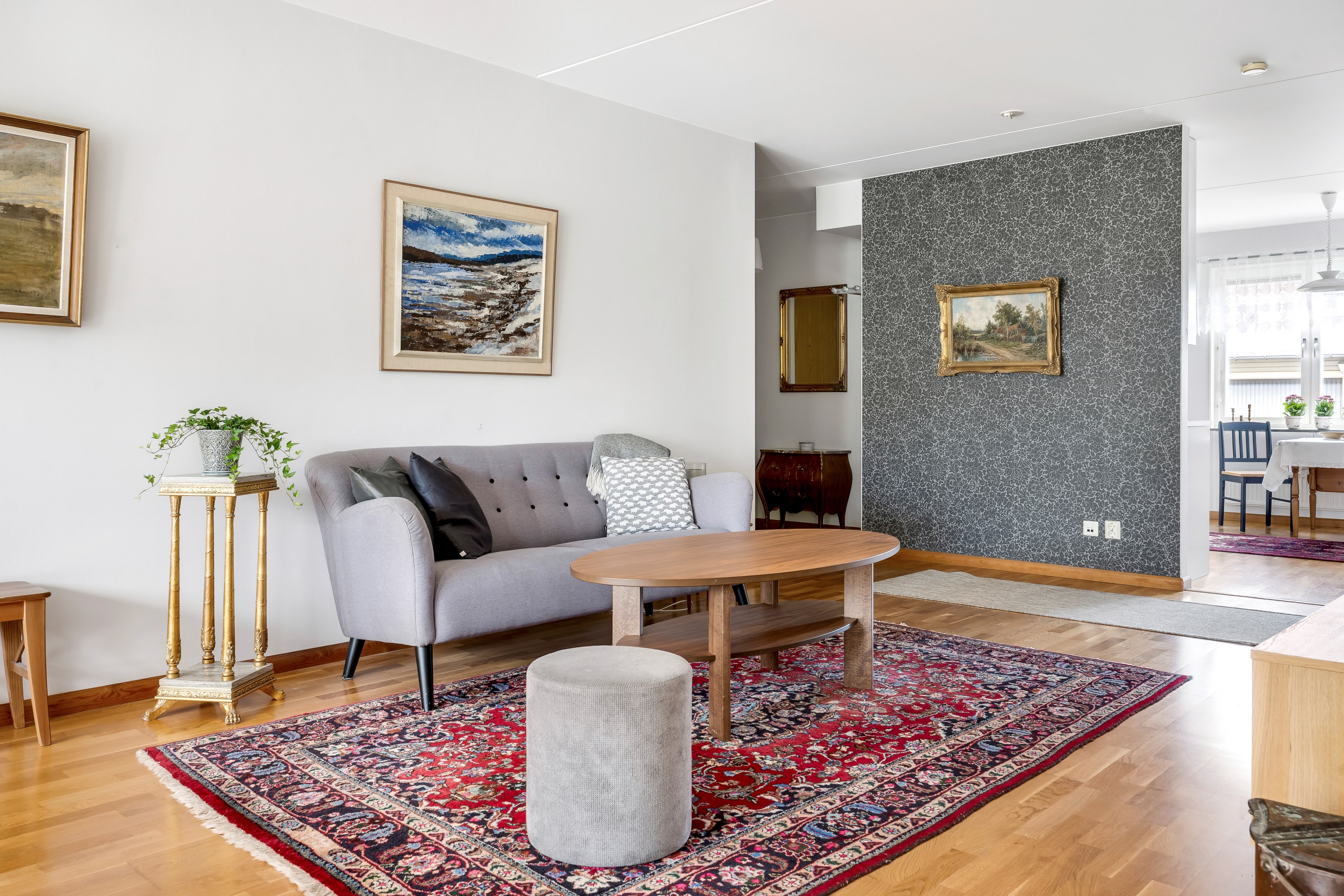 Bostadsbild från Hällbygatan 15, Såld i Luthagen, Uppsala
