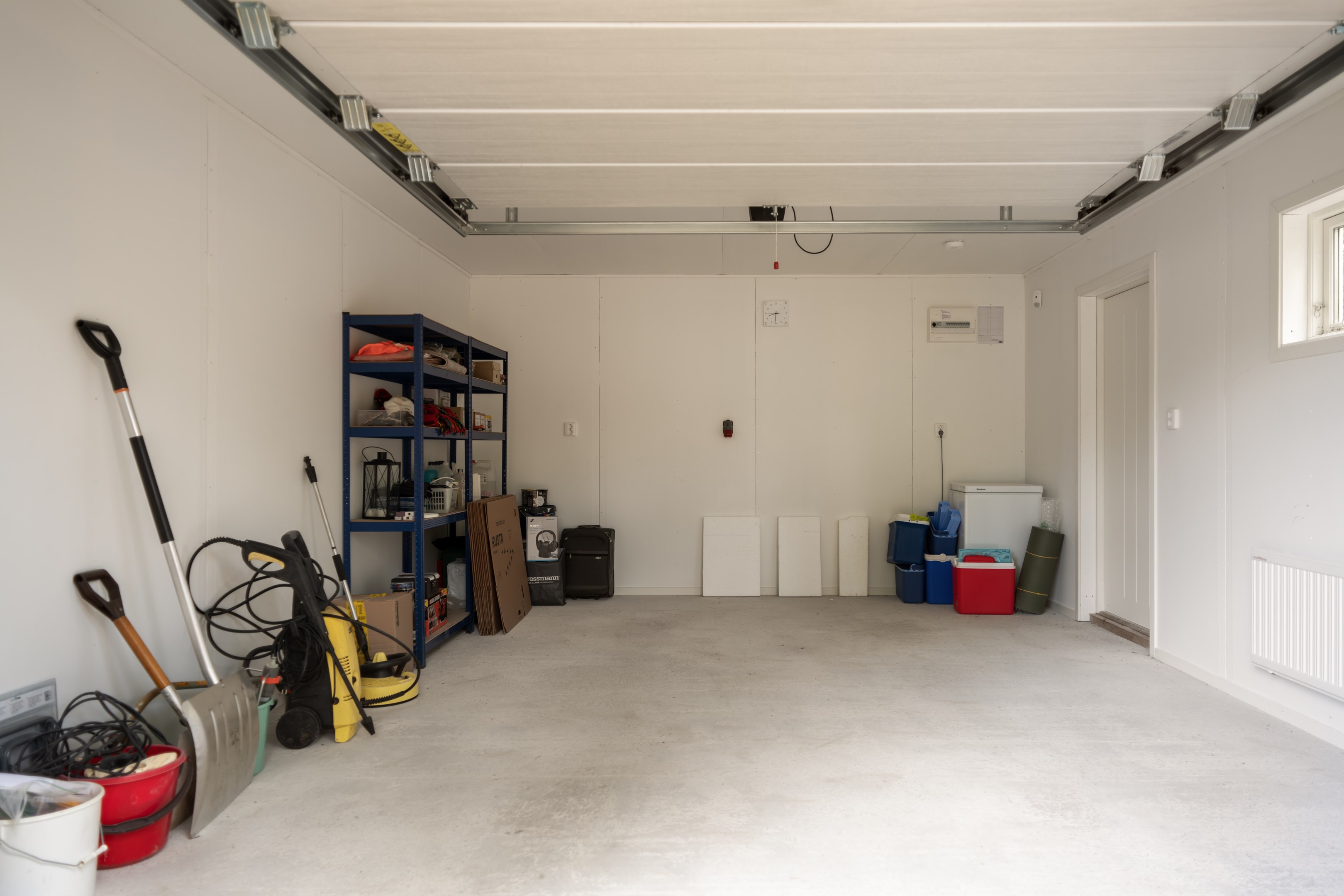 Bostadsbild från Åkerblomsvägen 18, Såld i Hässelmara, Värmdö
