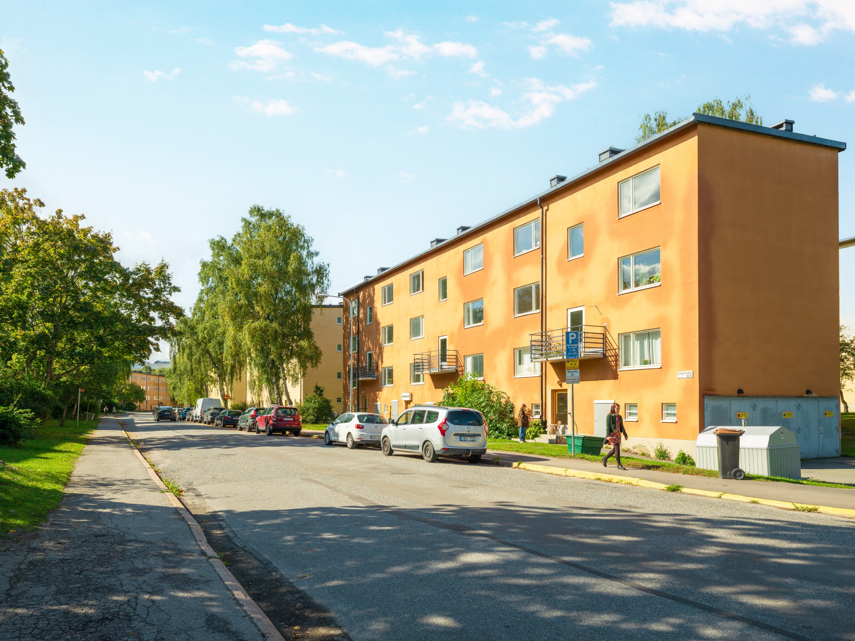 Bostadsbild från Cedergrensvägen 34, Till salu i Midsommarkransen, Stockholm
