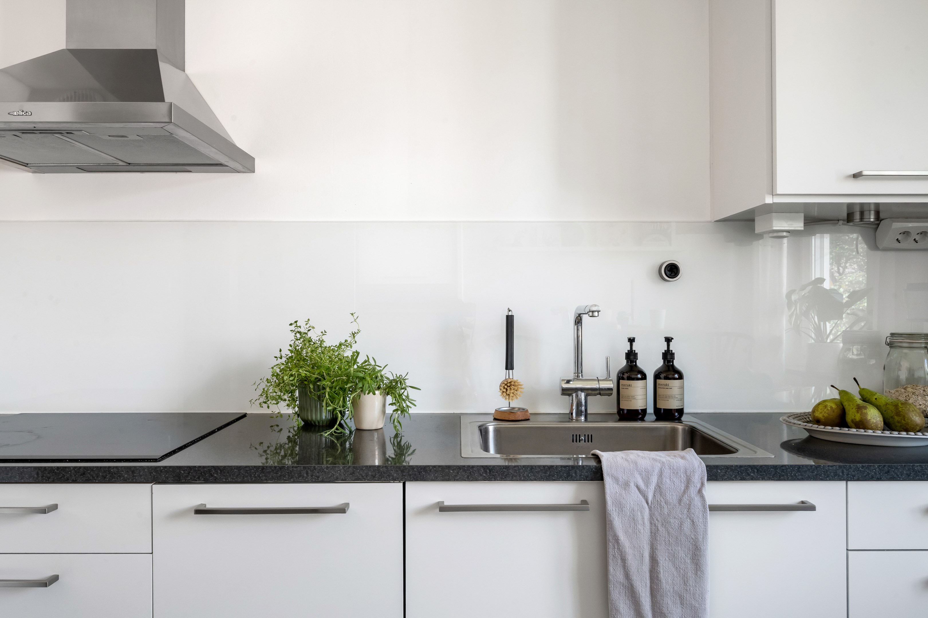 Bostadsbild från Svartbäcksgatan 101B, Till salu i Svartbäcken, Uppsala