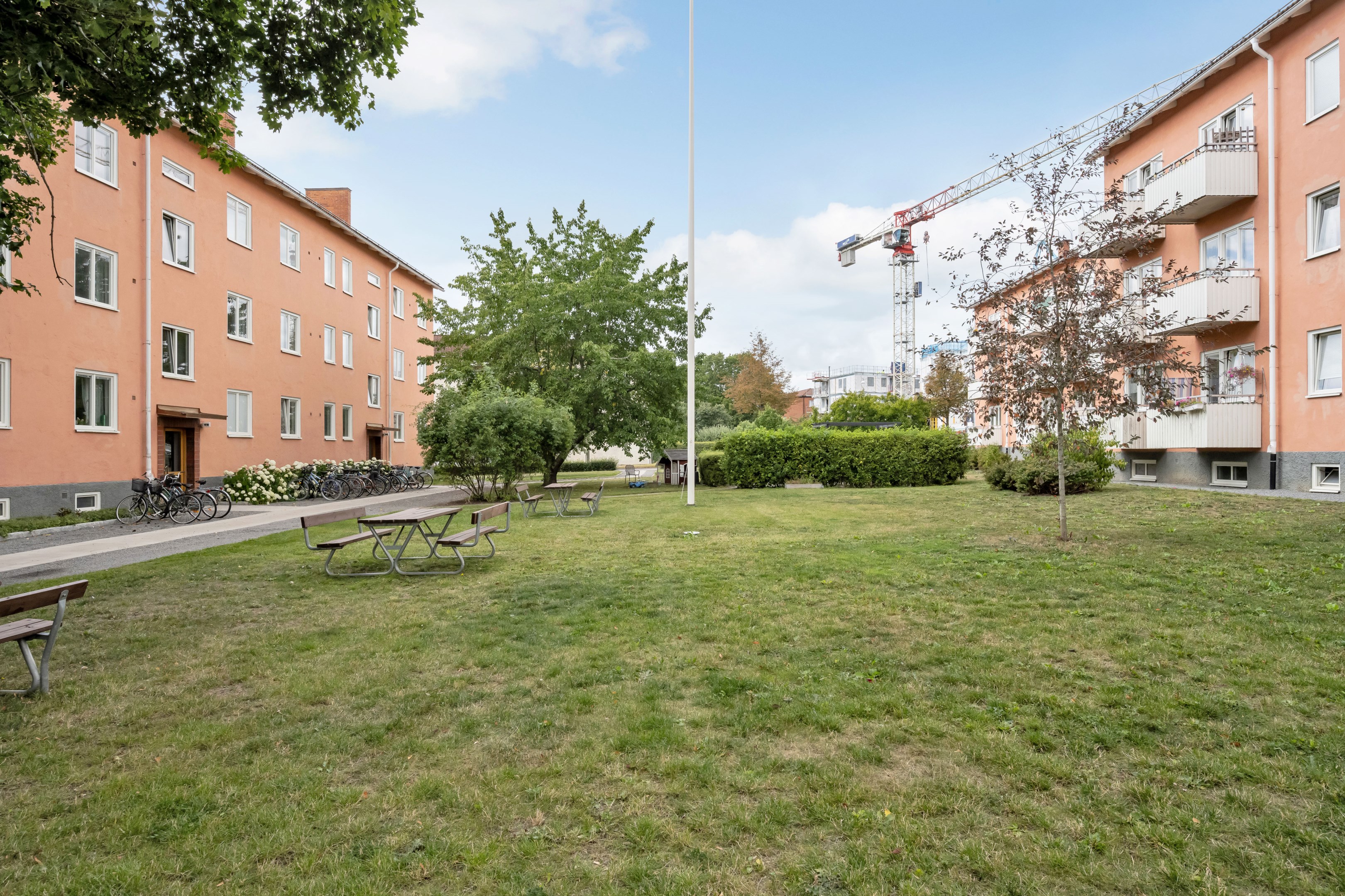 Bostadsbild från Svartbäcksgatan 101B, Till salu i Svartbäcken, Uppsala