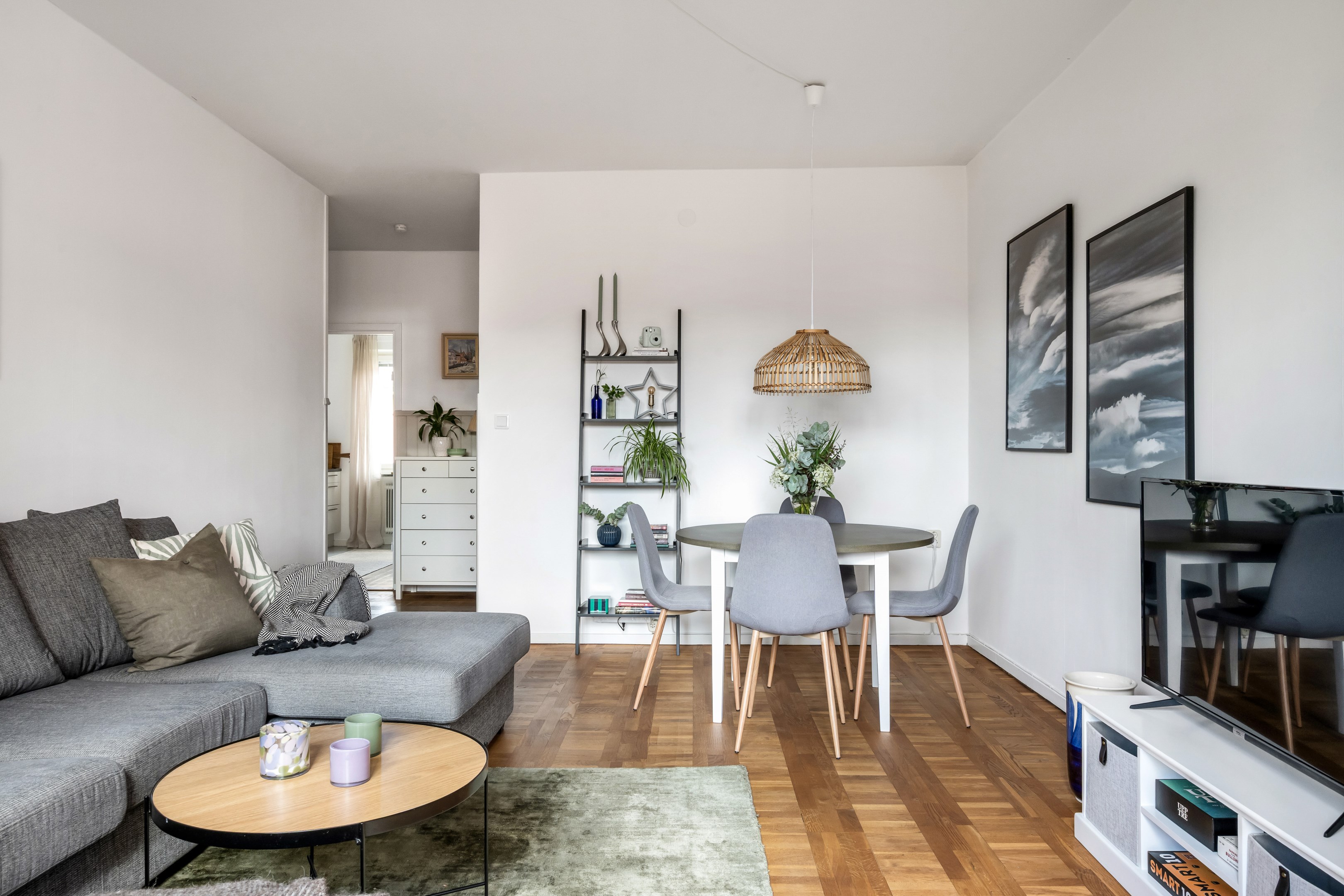 Bostadsbild från Svartbäcksgatan 101B, Till salu i Svartbäcken, Uppsala