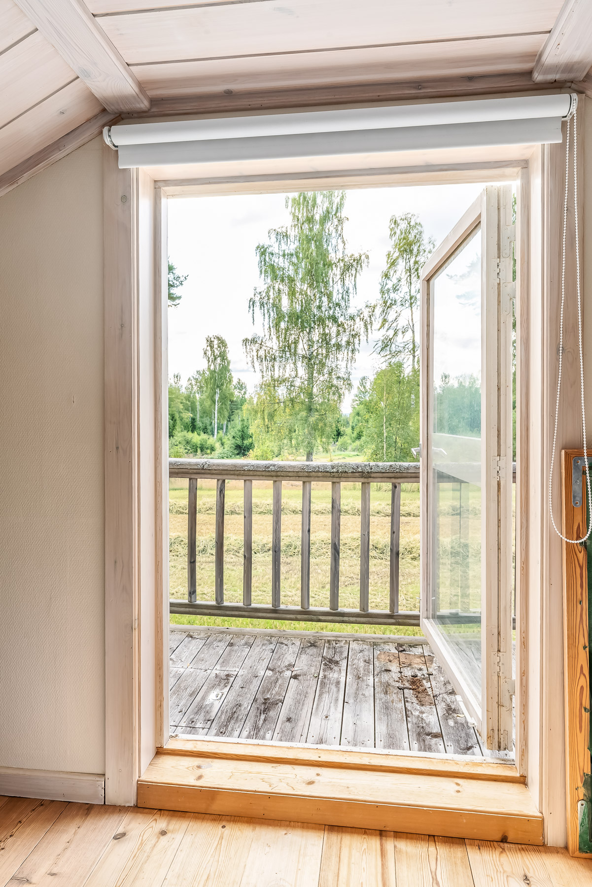 Gäststuga Balkong från sovloft