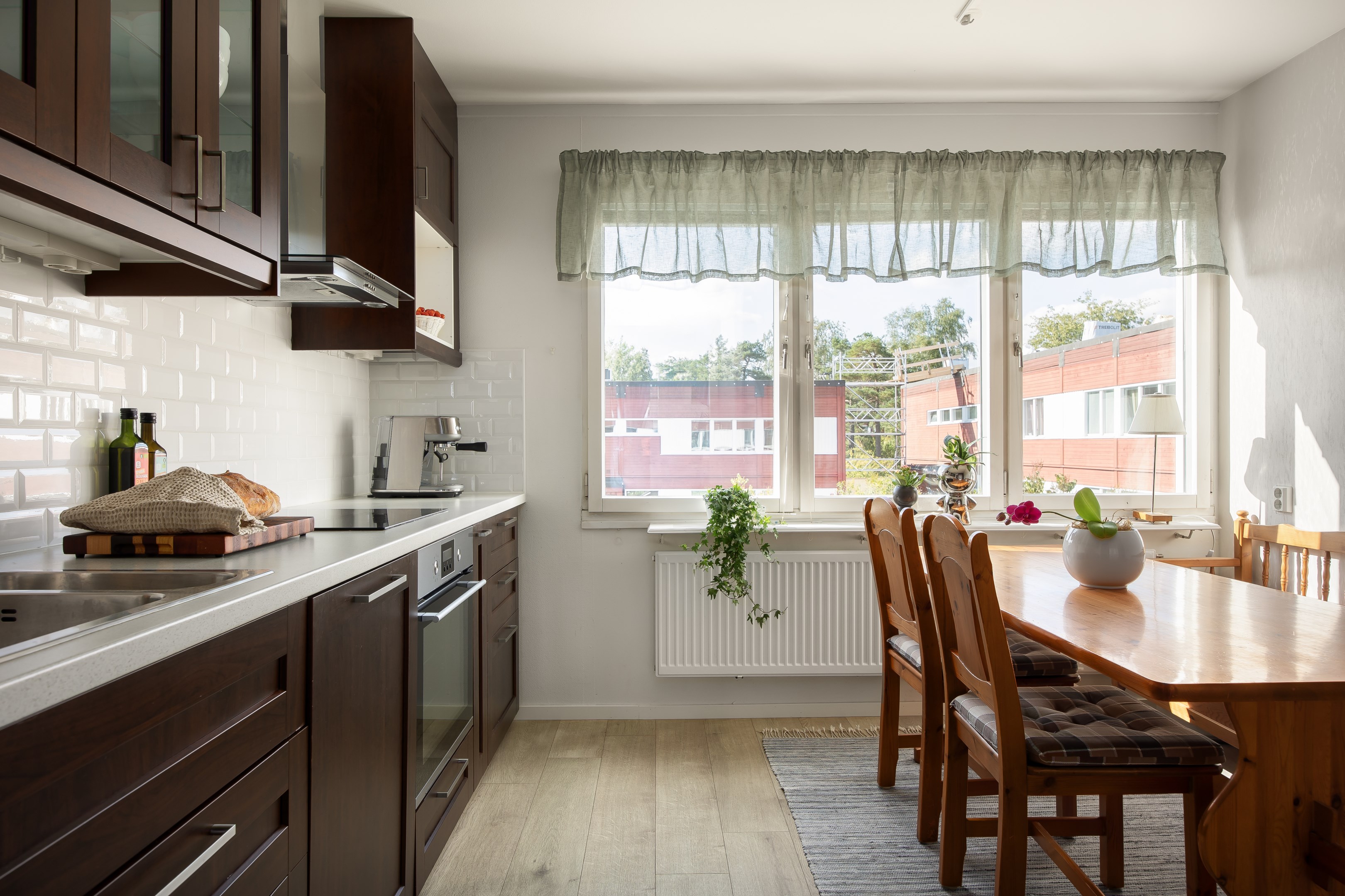 Bostadsbild från Ljuskärrsvägen 64, Kommande i Ljuskärrsberget - Saltsjöbaden, Nacka