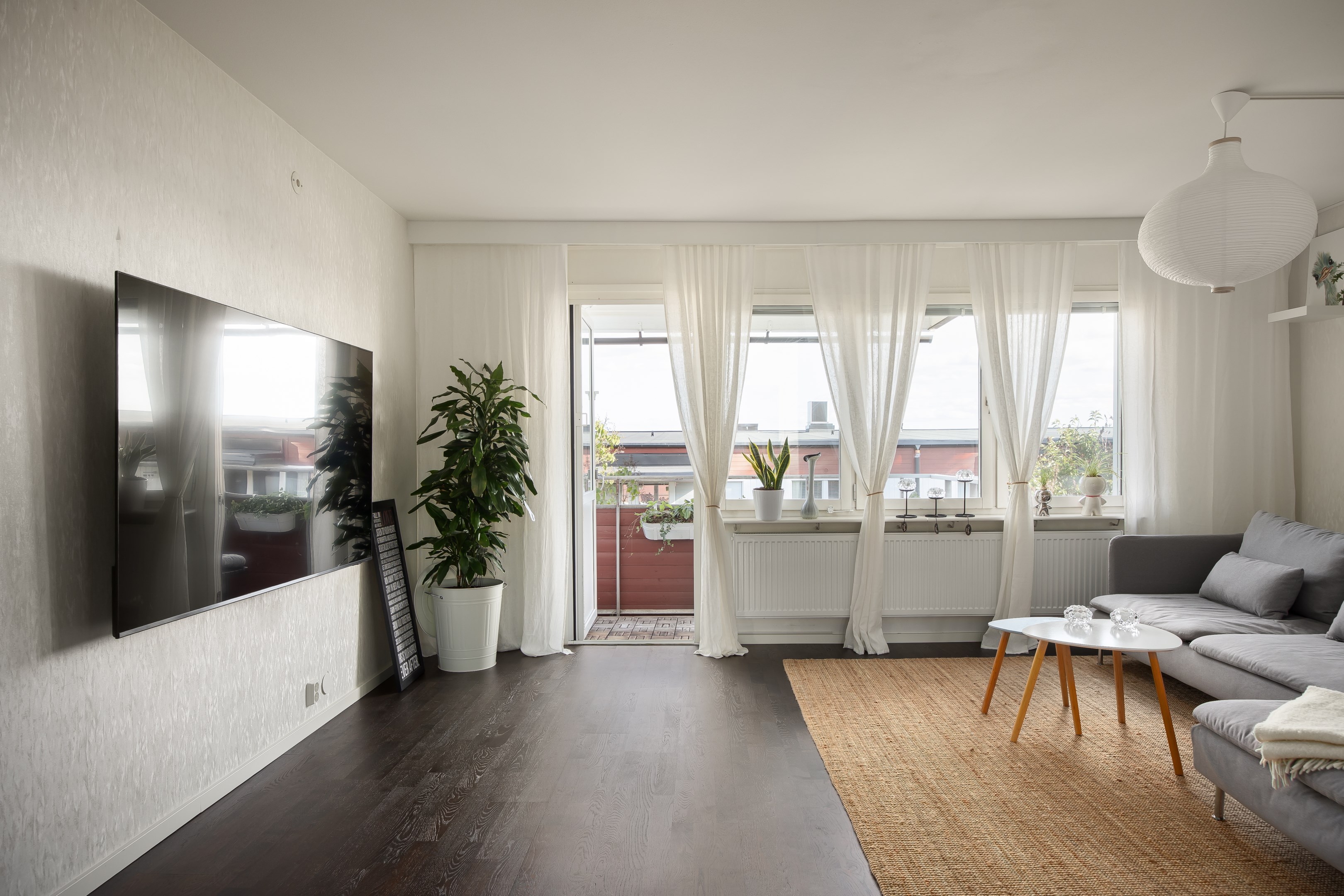 Bostadsbild från Ljuskärrsvägen 64, Kommande i Ljuskärrsberget - Saltsjöbaden, Nacka