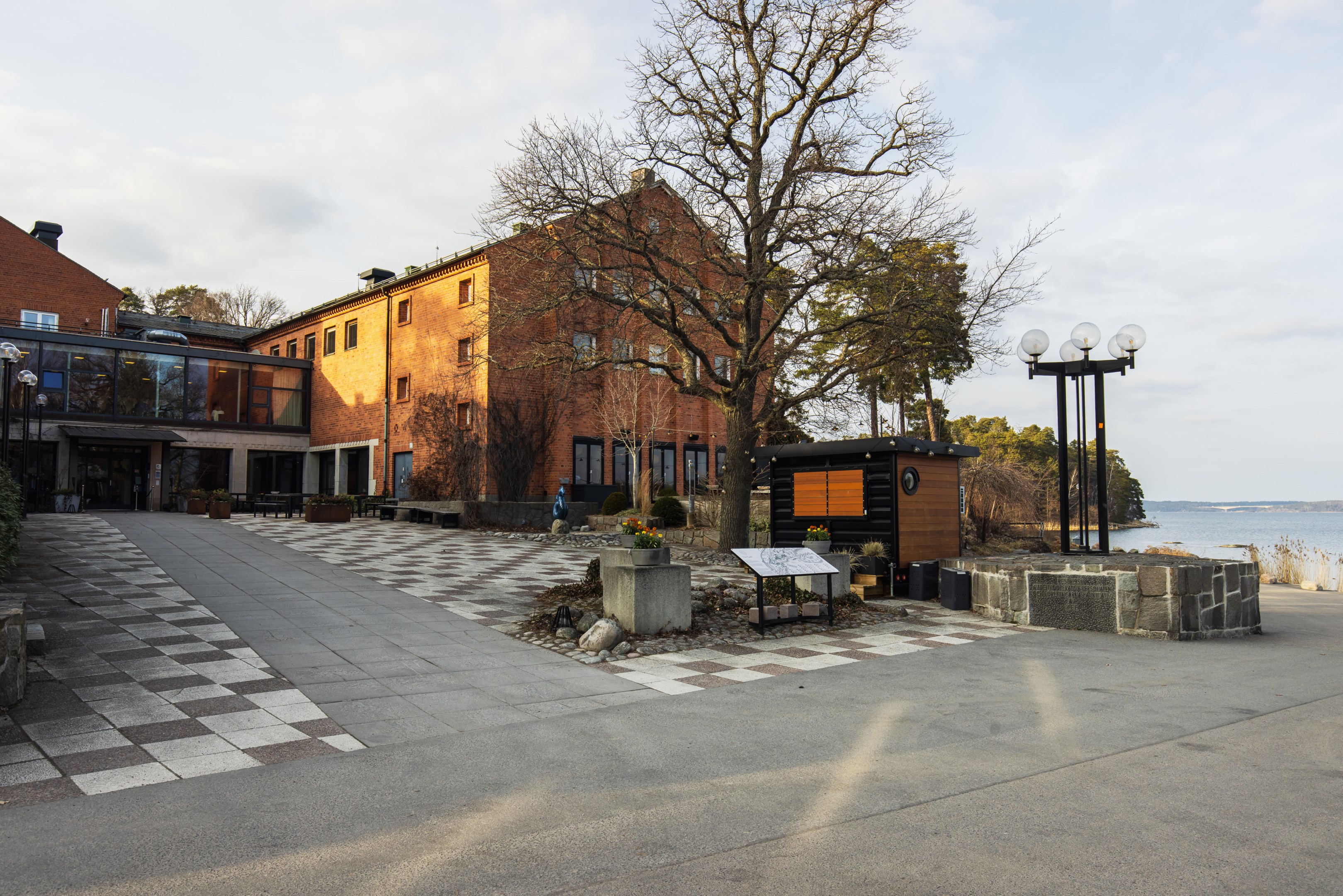 Bostadsbild från Ljuskärrsvägen 64, Kommande i Ljuskärrsberget - Saltsjöbaden, Nacka