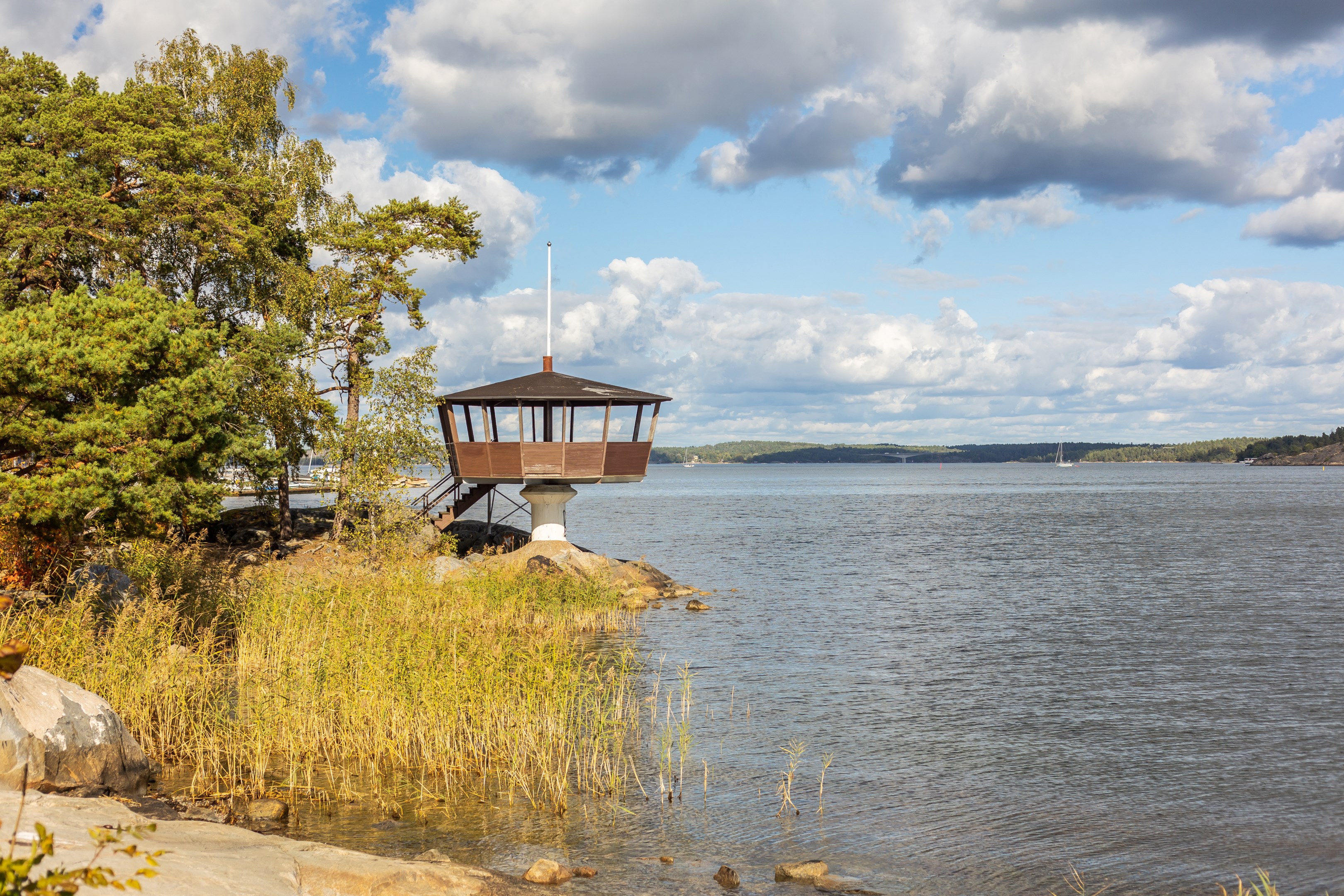 Bostadsbild från Ljuskärrsvägen 64, Kommande i Ljuskärrsberget - Saltsjöbaden, Nacka