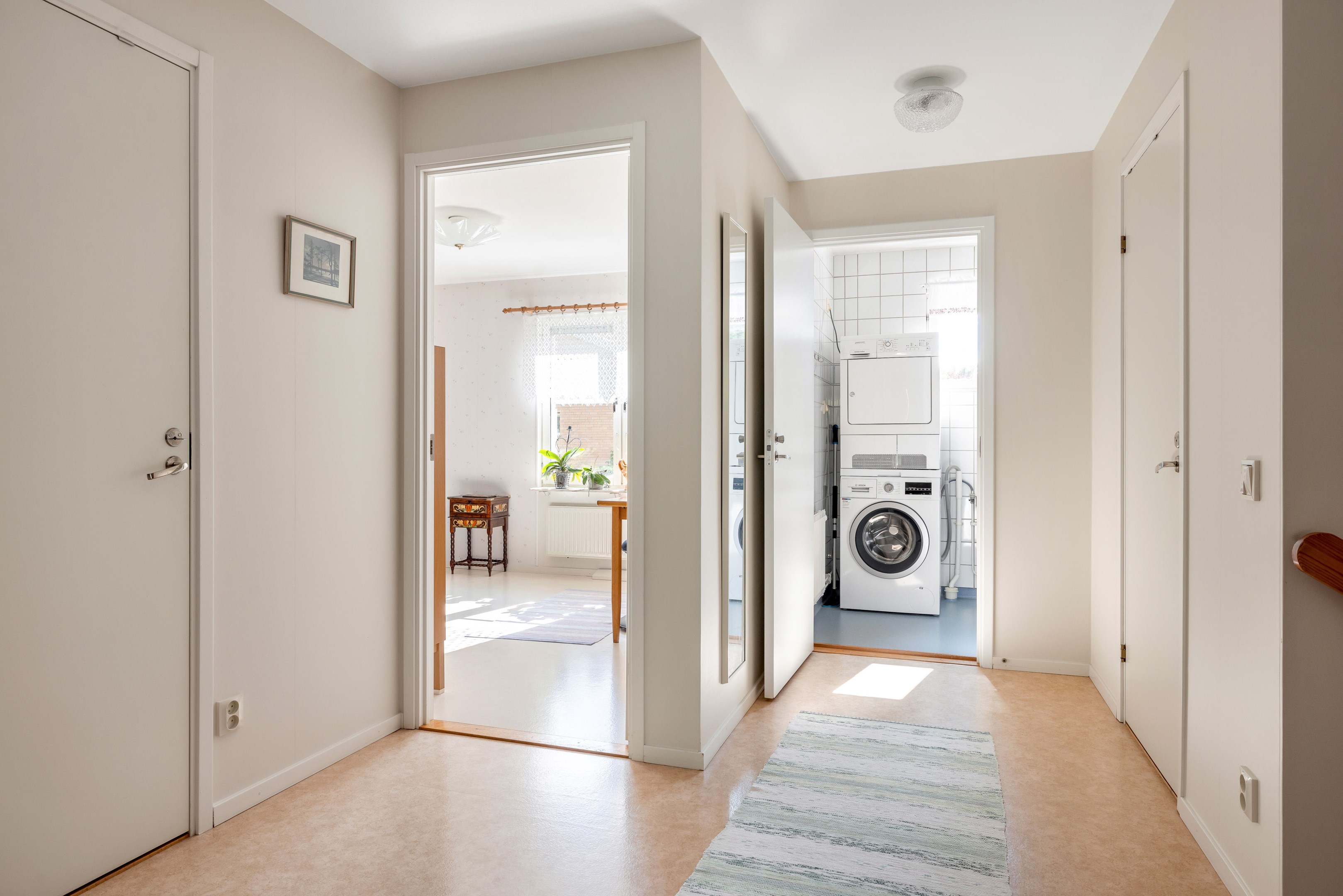 Bostadsbild från Stenhagsvägen 95D, Såld i Stenhagen, Uppsala