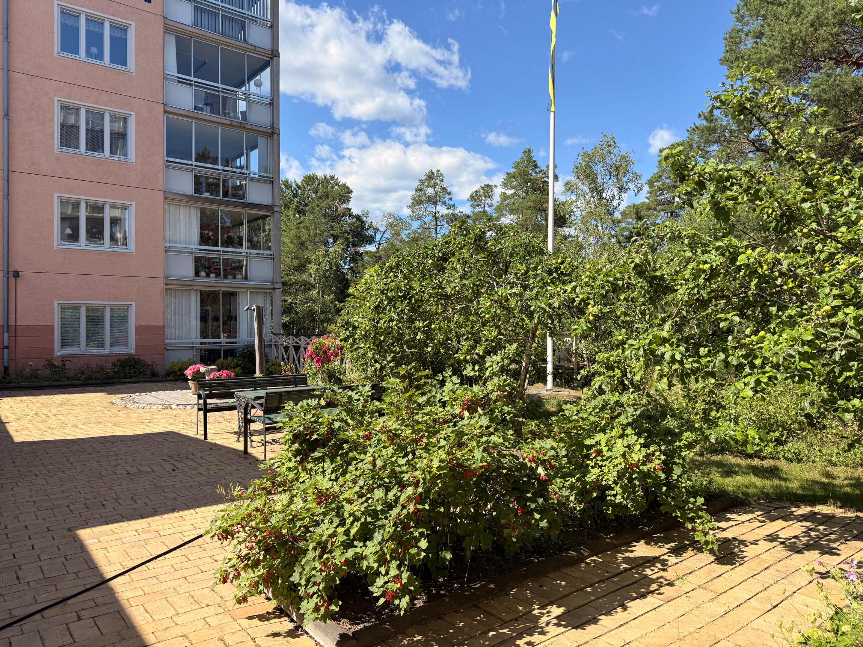 Bostadsbild från Bergmossevägen 6, vån 2, Såld i Gustavsberg - Holmviksskogen, Värmdö