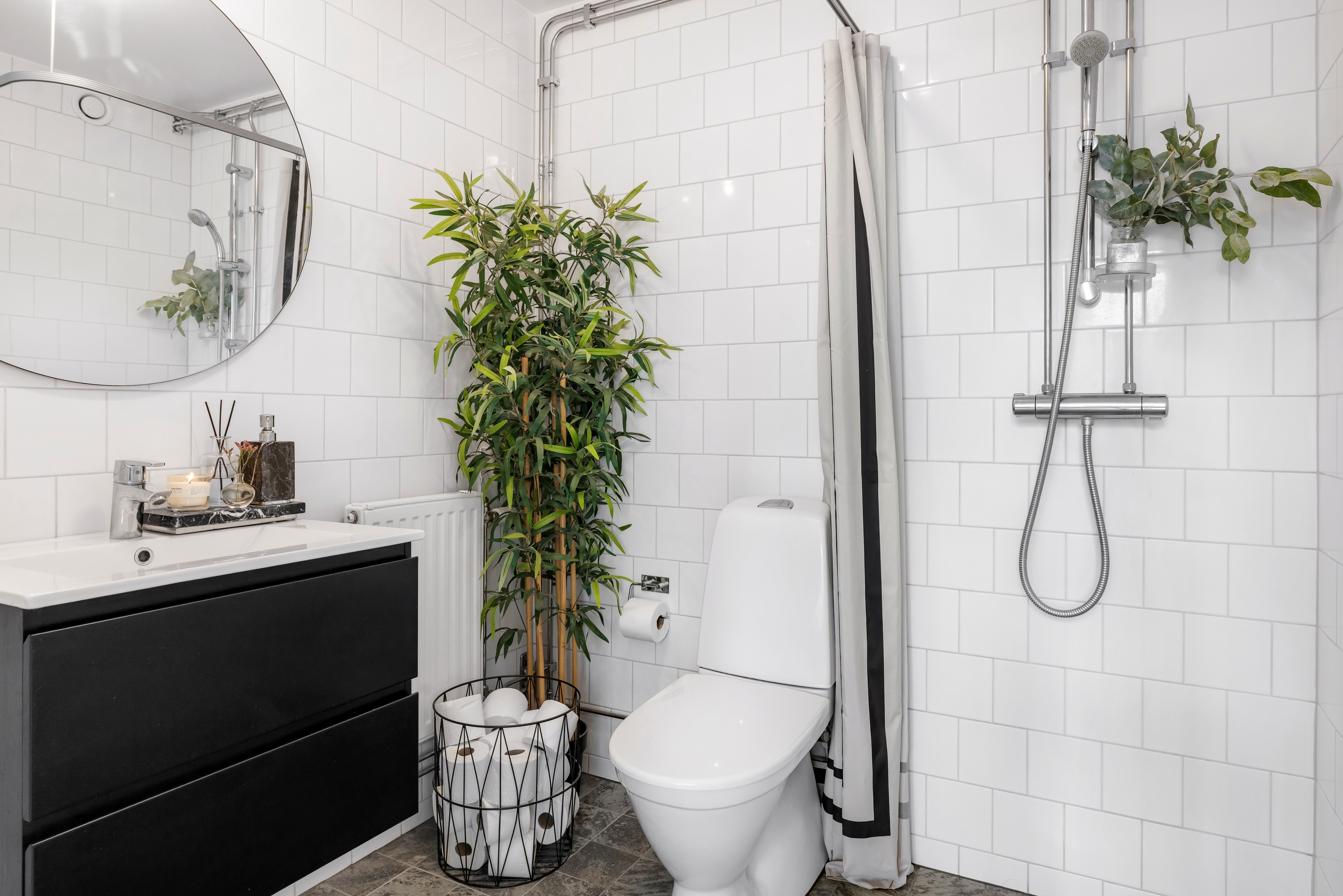 Bostadsbild från Petterslundsgatan 16A, Till salu i Fålhagen, Uppsala