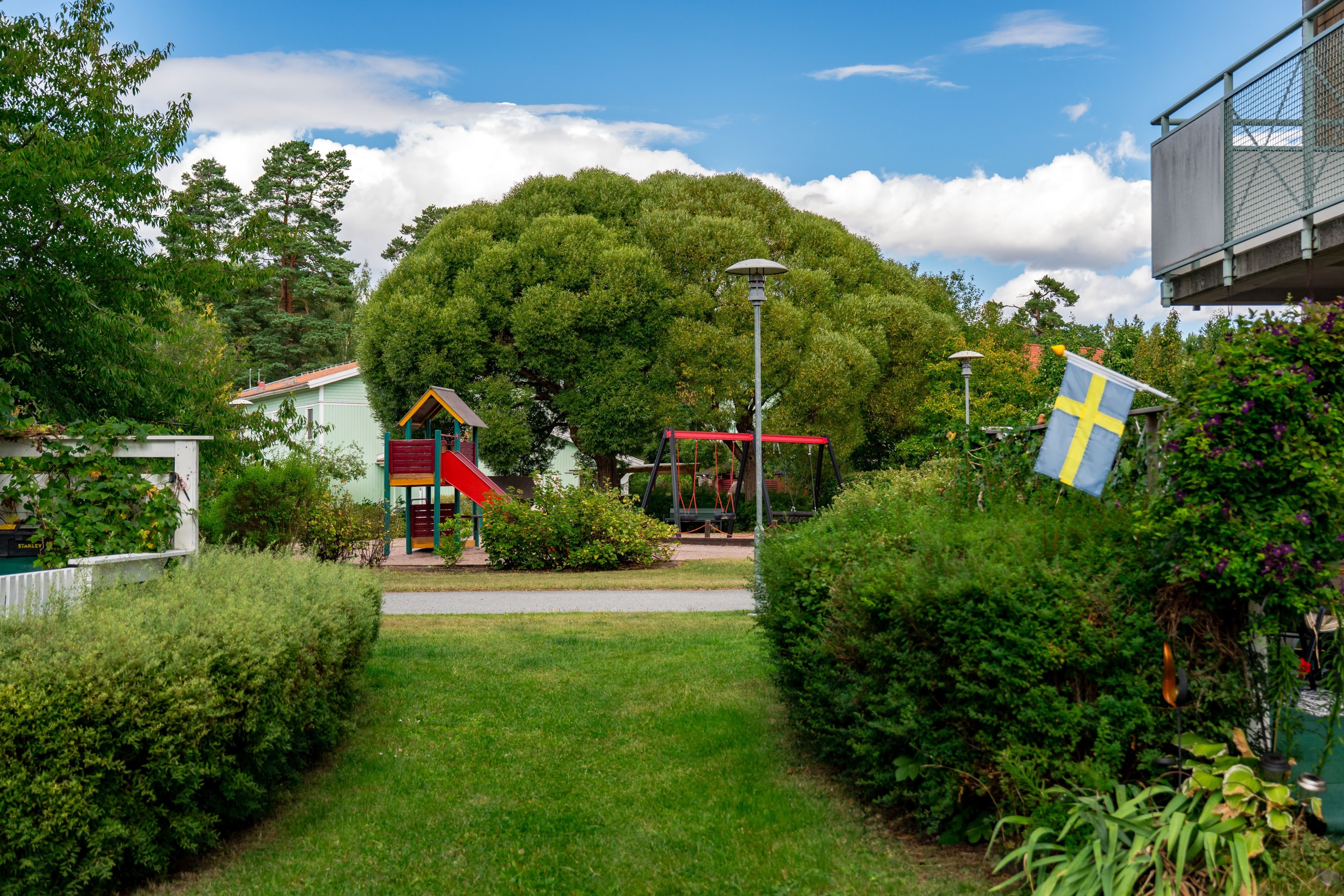 Bostadsbild från Herrhagsvägen 188, Till salu i Herrhagen, Uppsala