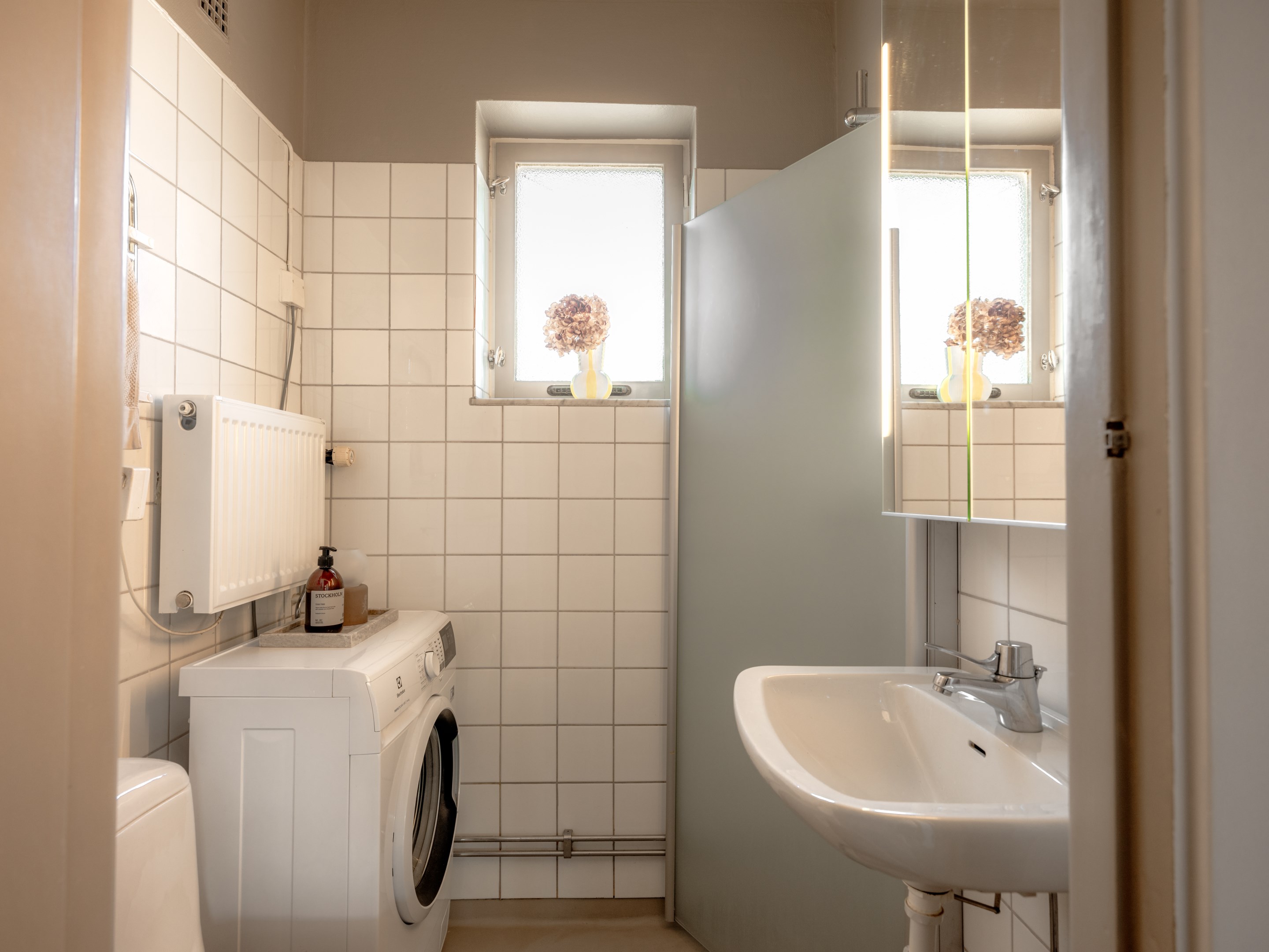 Bostadsbild från Cedergrensvägen 55, Till salu i Midsommarkransen, Stockholm