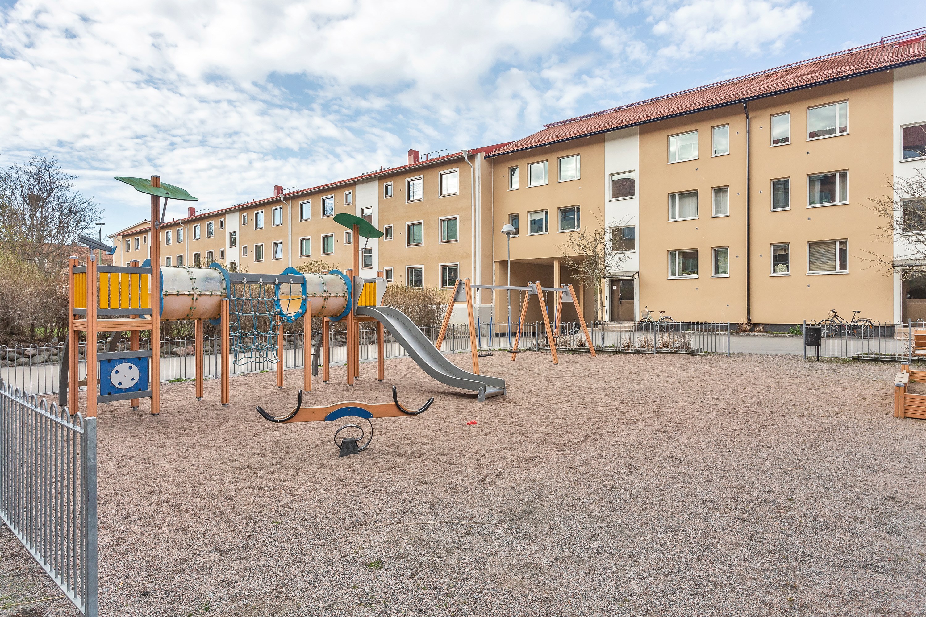 Bostadsbild från Gröna gatan 23D, Till salu i Salabacke, Uppsala