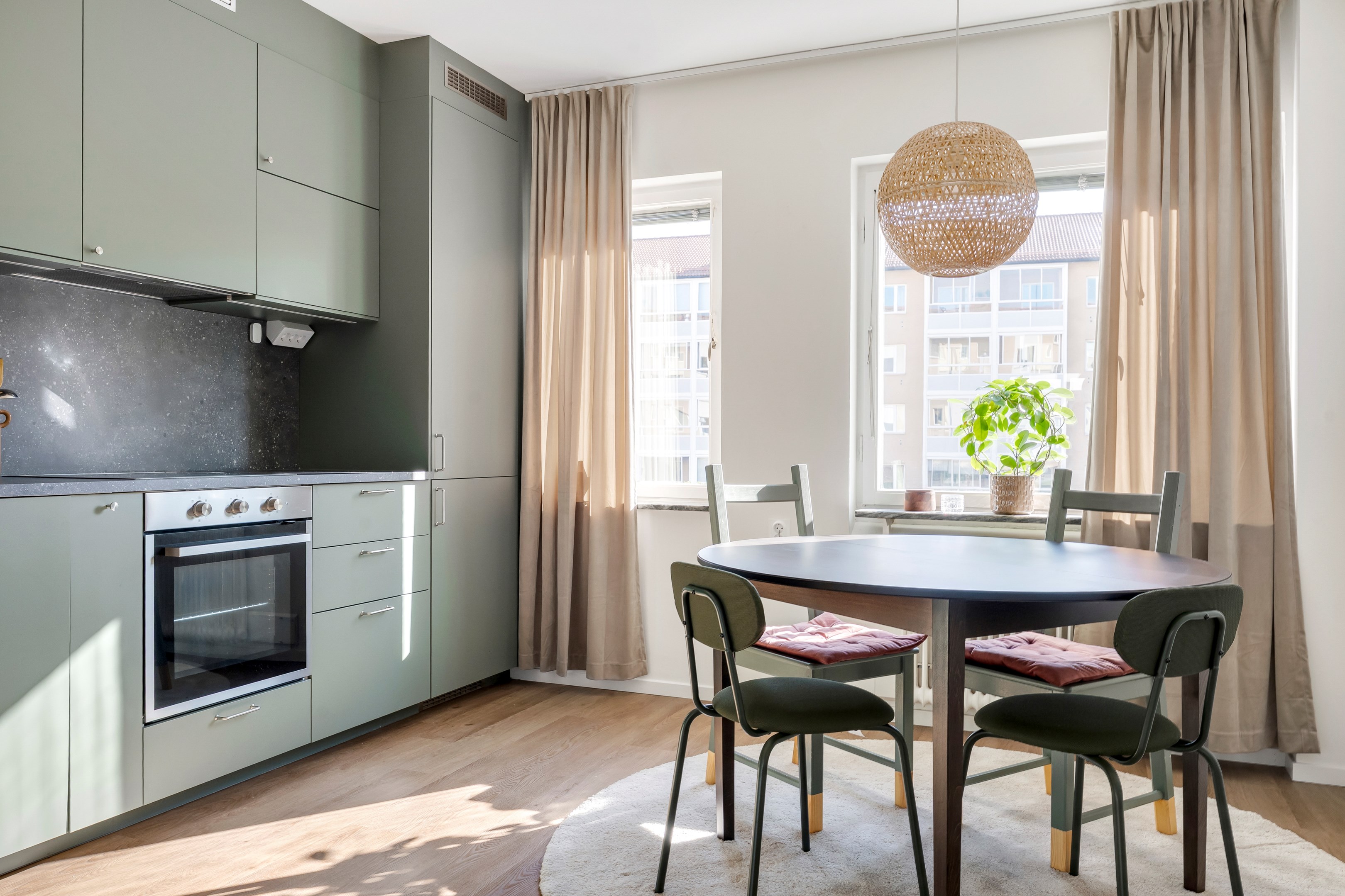 Bostadsbild från Gröna gatan 23D, Till salu i Salabacke, Uppsala