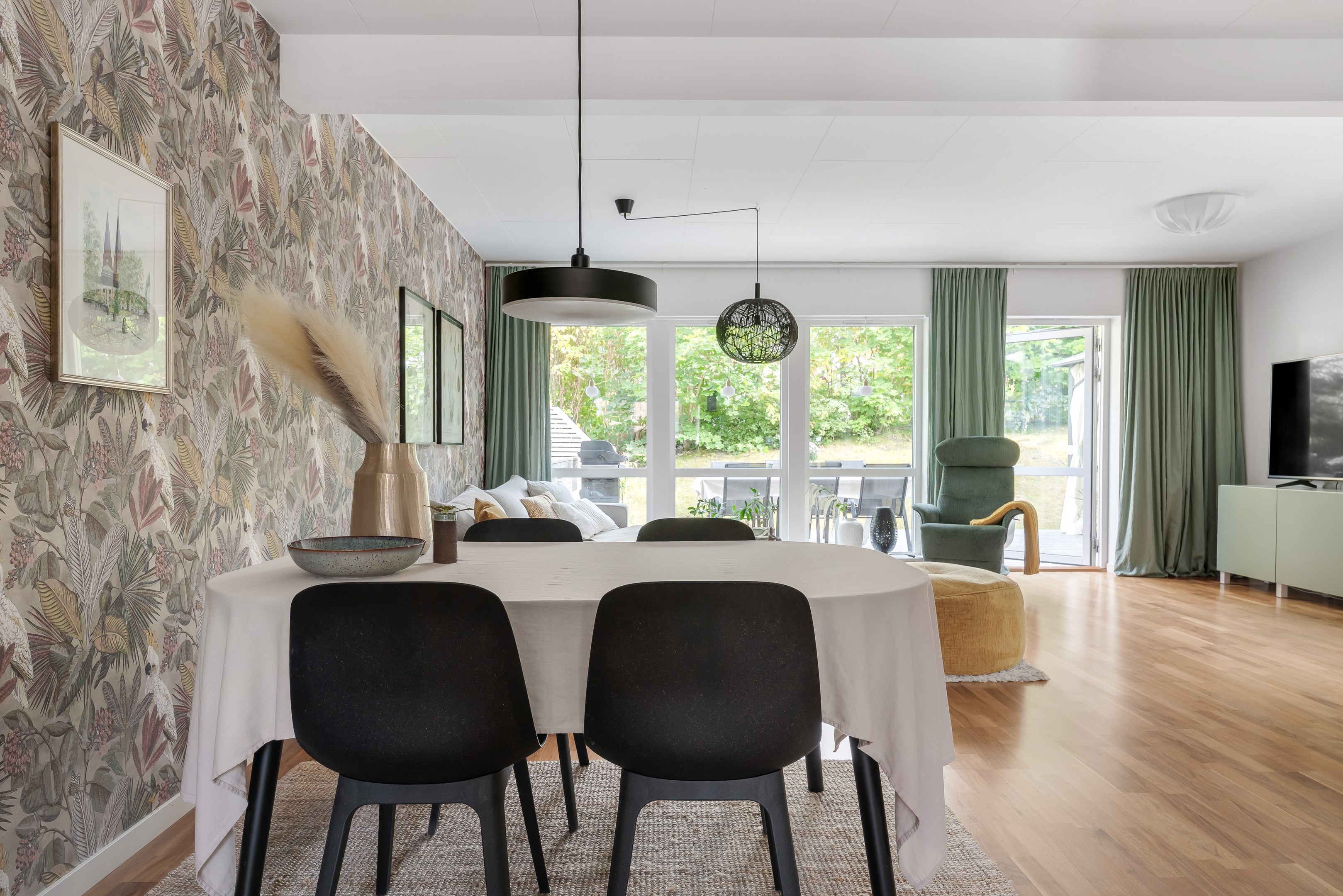 Bostadsbild från Varggropsvägen 52, Kommande i Björklinge, Uppsala
