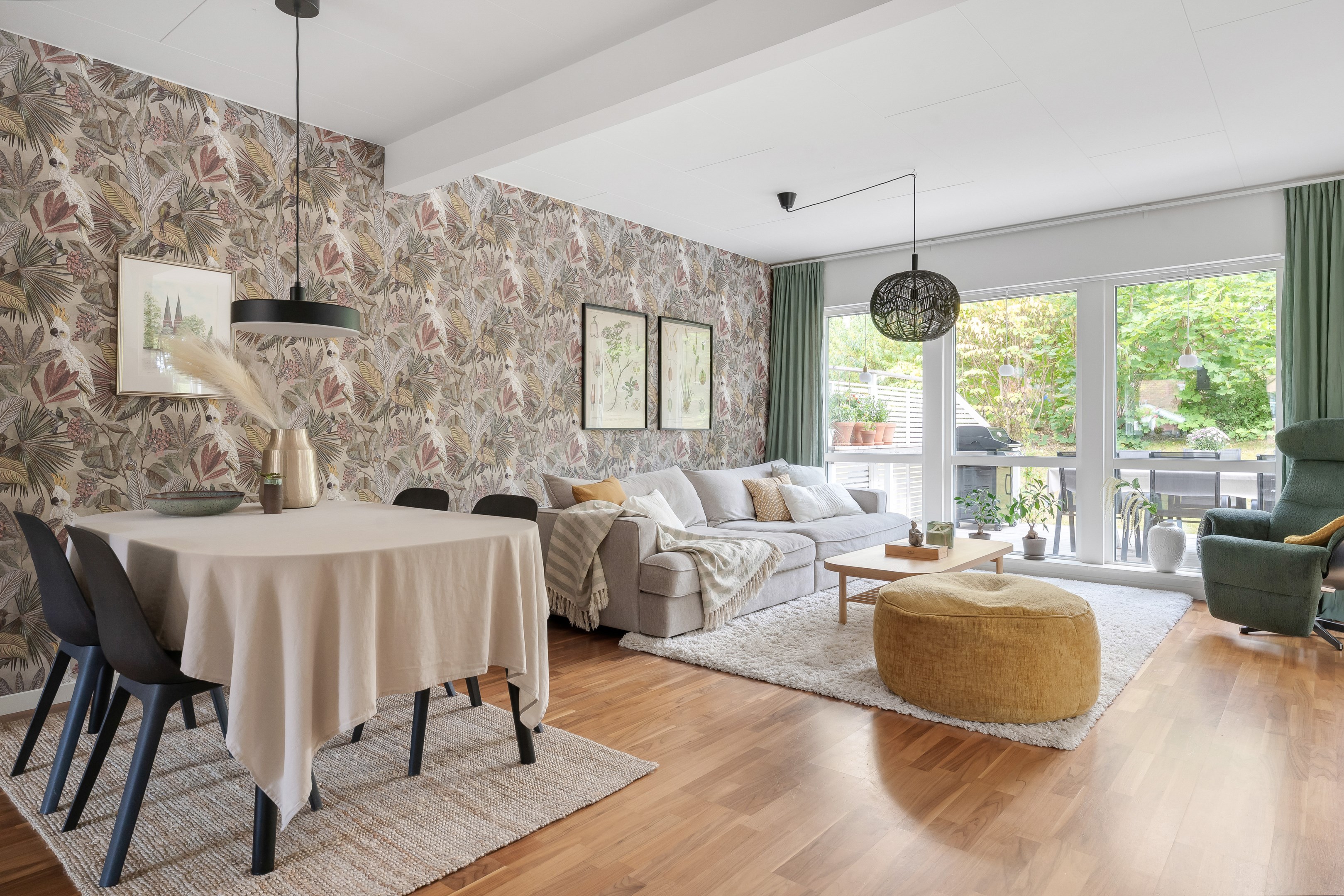Bostadsbild från Varggropsvägen 52, Kommande i Björklinge, Uppsala