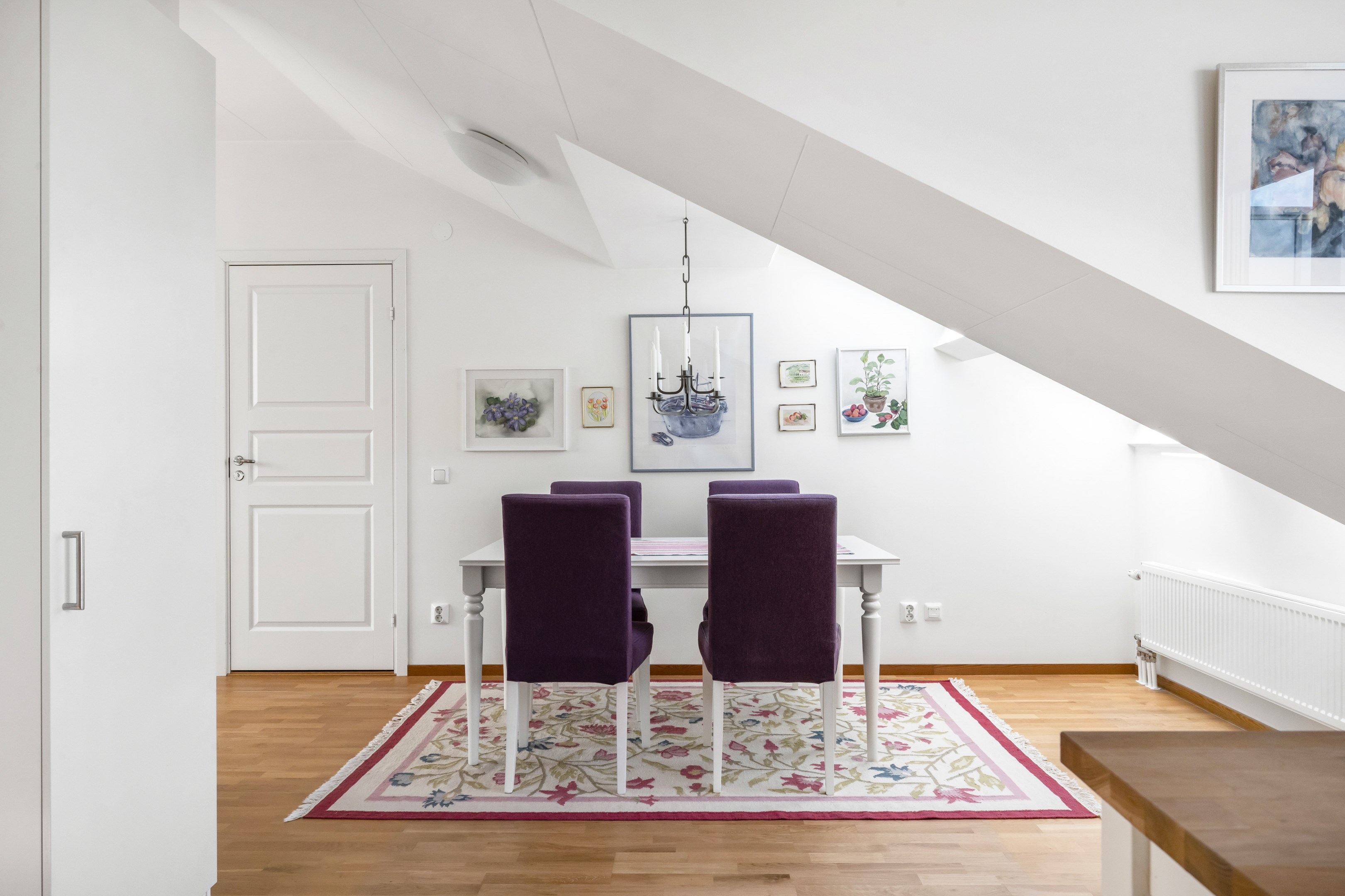 Bostadsbild från Råbyvägen 44, Till salu i Kapellgärdet, Uppsala