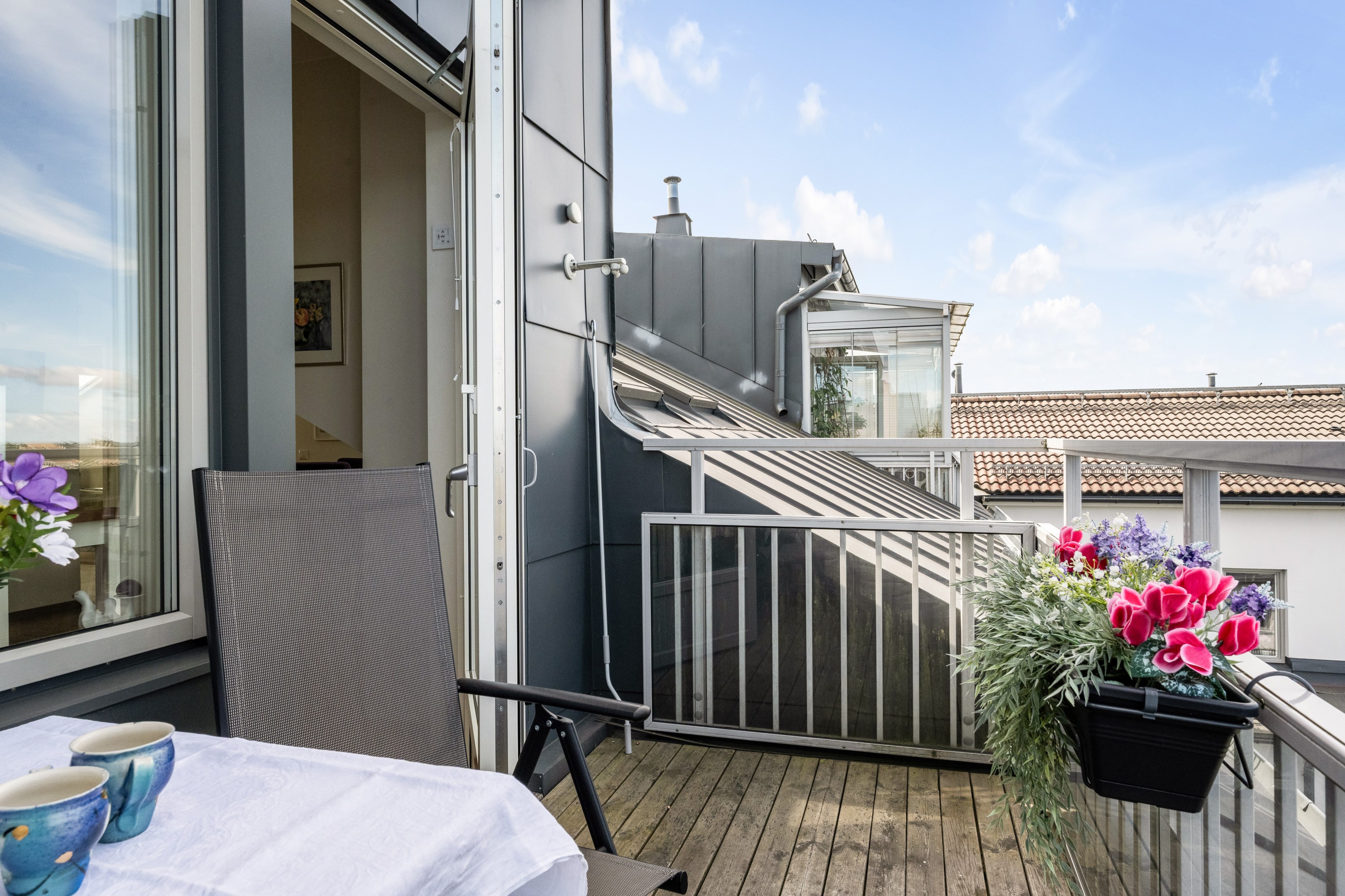 Bostadsbild från Råbyvägen 44, Till salu i Kapellgärdet, Uppsala