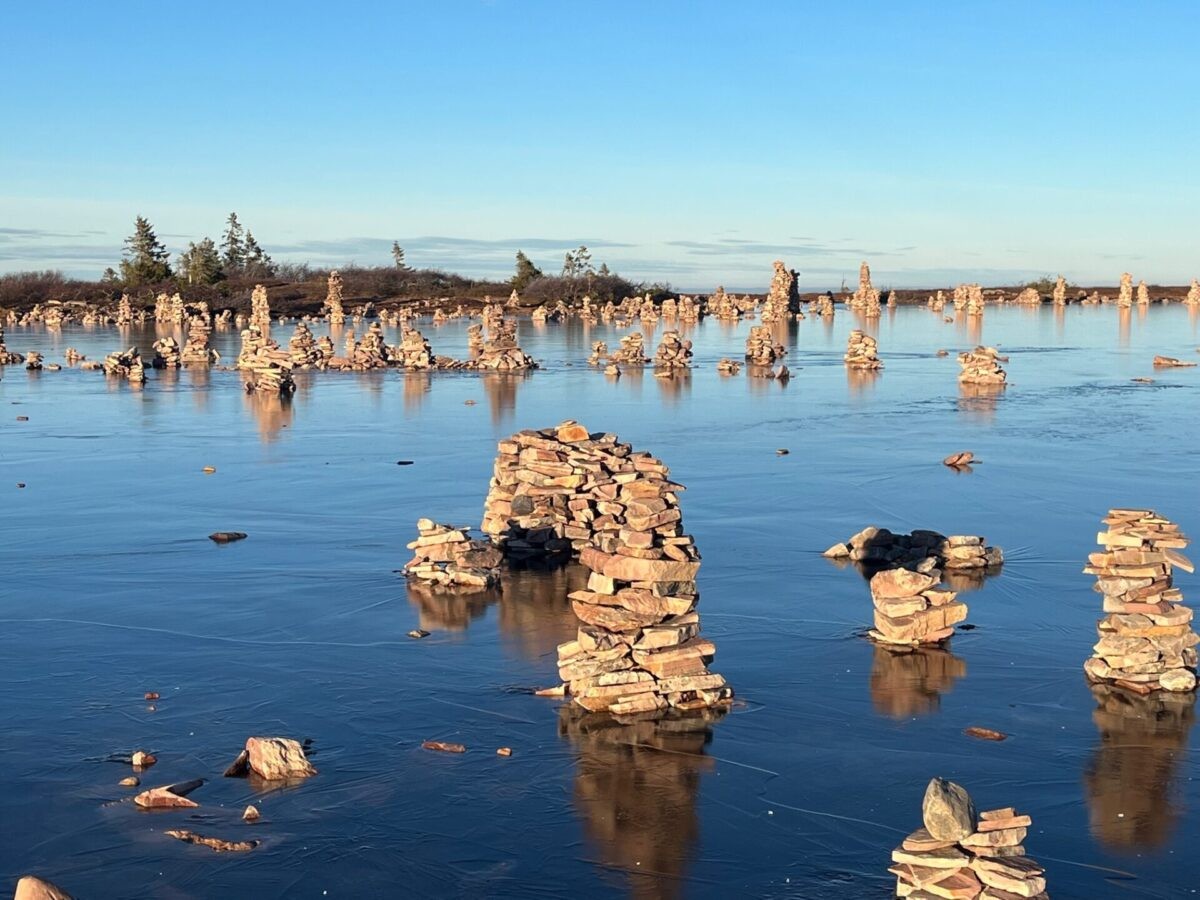 Stensjön. Här hittar man ro — mitt bland sten, vatten och fjäll.