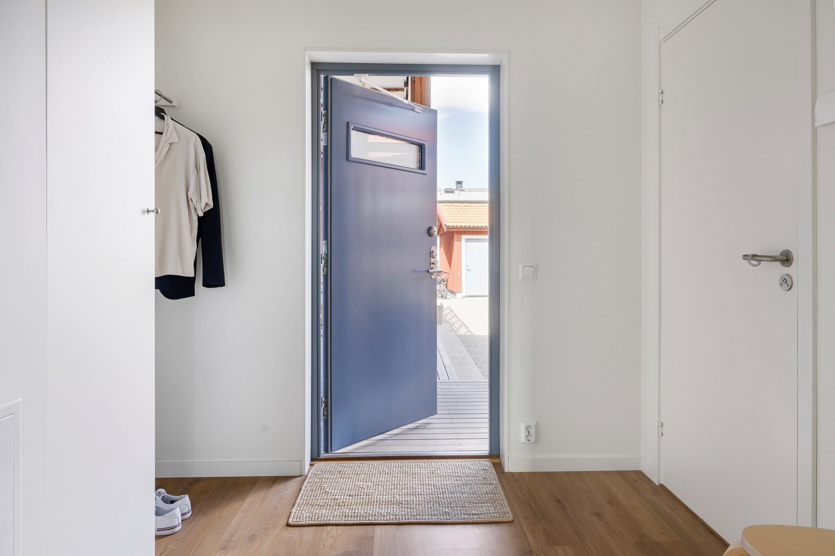 Bostadsbild från Regnmolnsvägen 4B, Till salu i Fullerö, Uppsala