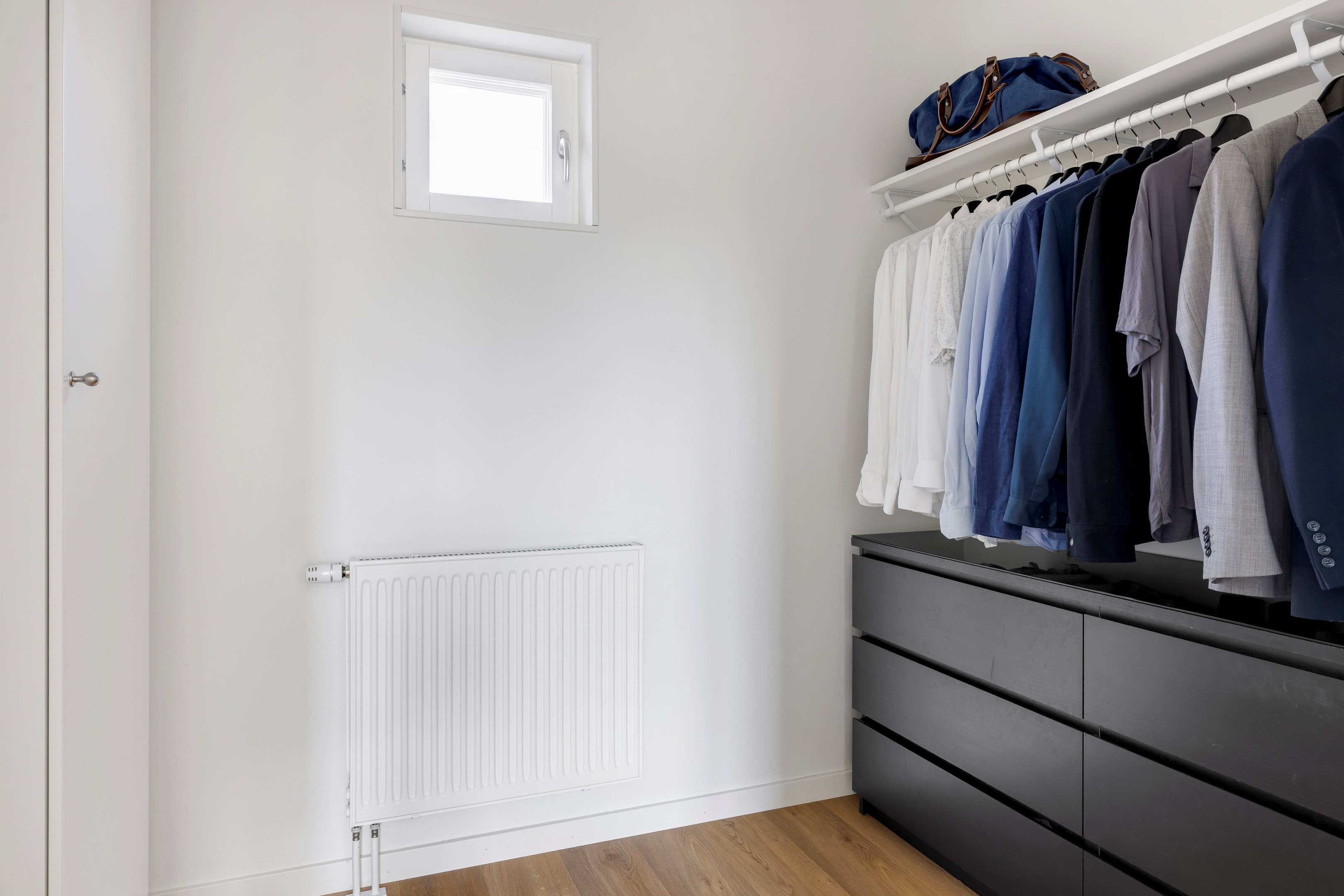 Bostadsbild från Regnmolnsvägen 4B, Till salu i Fullerö, Uppsala