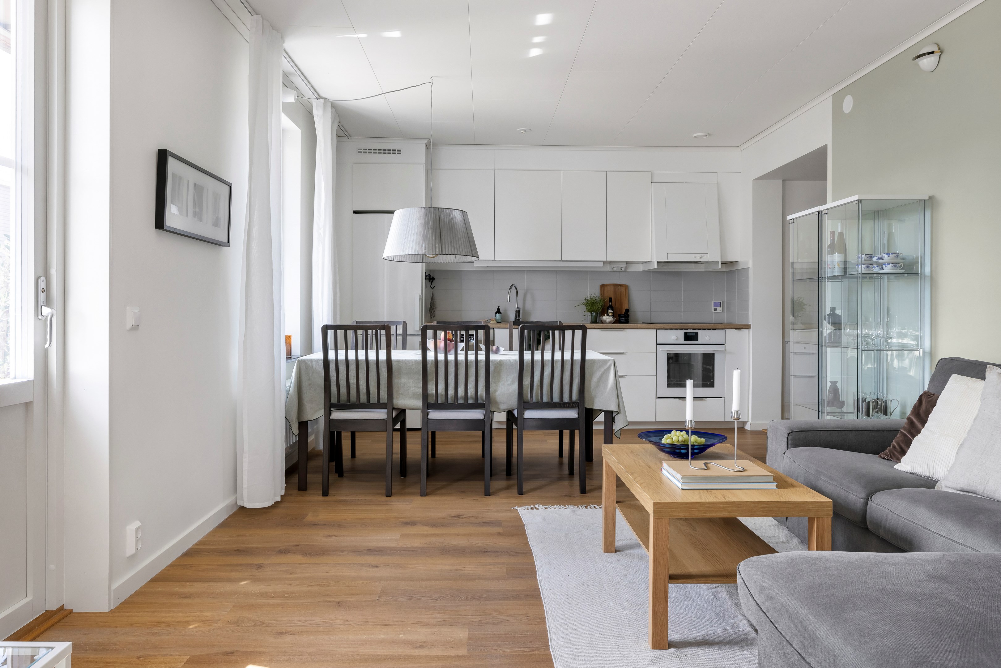 Bostadsbild från Regnmolnsvägen 4B, Till salu i Fullerö, Uppsala