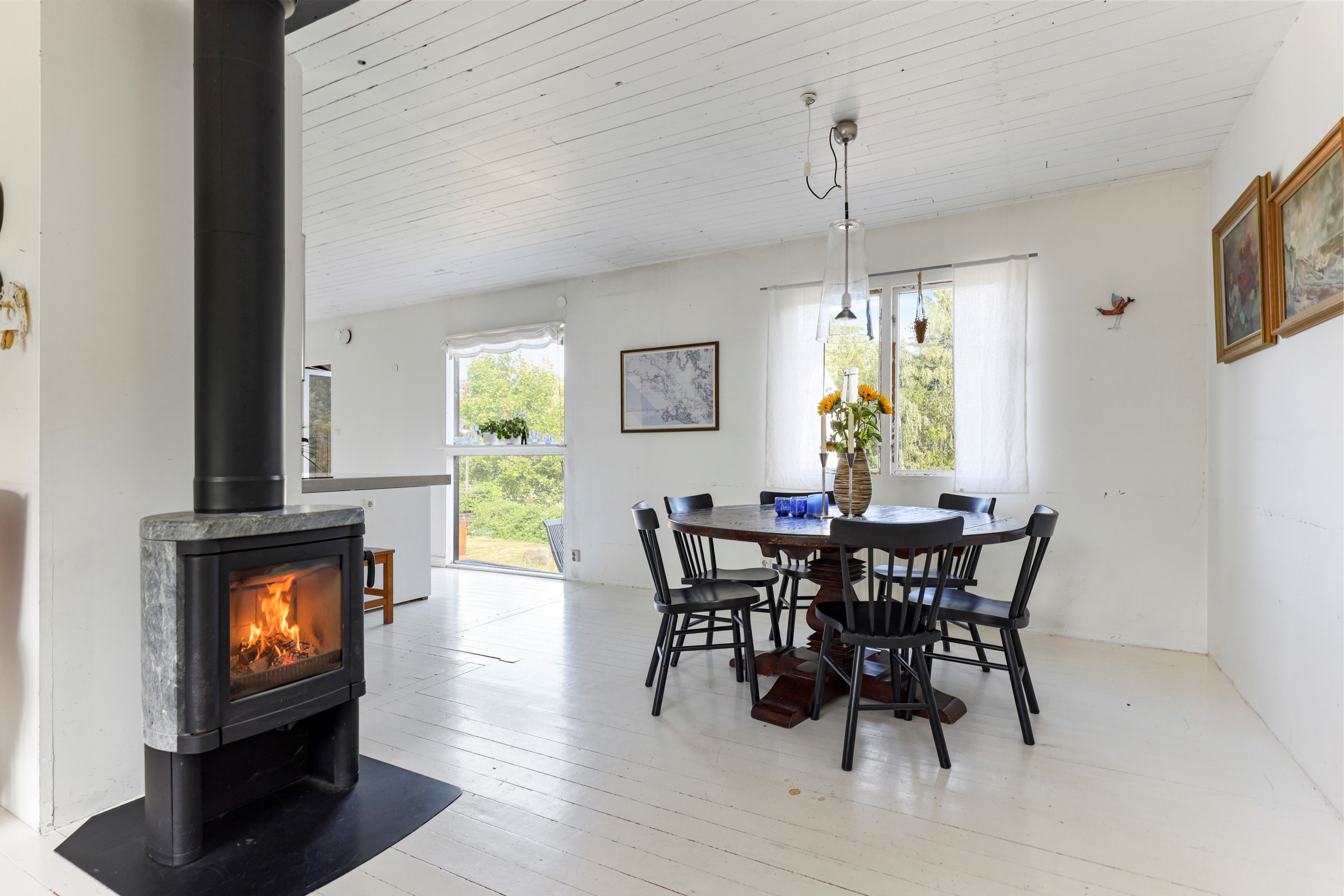 Bostadsbild från Strand 111, Till salu i Gräsö, Östhammar