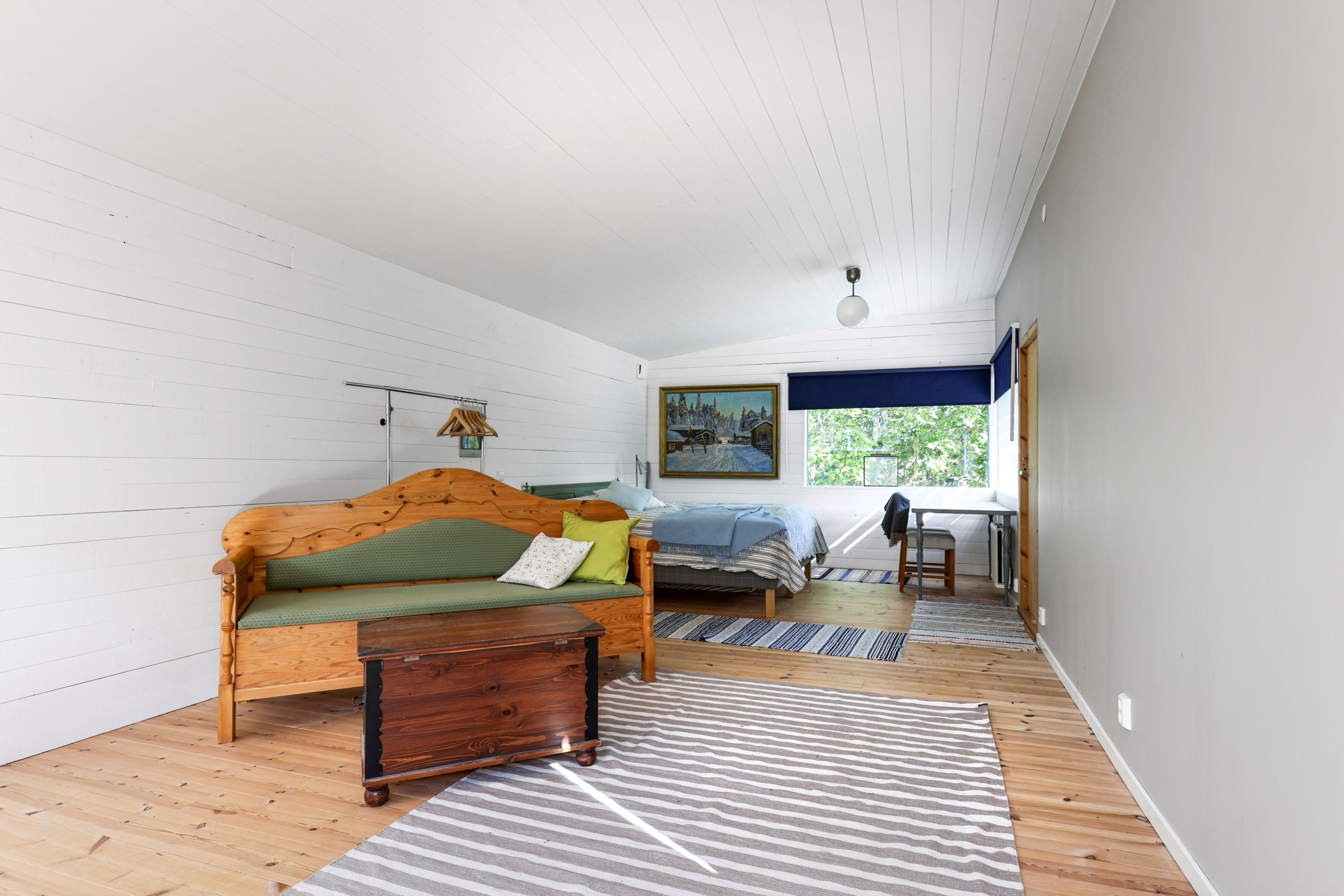 Bostadsbild från Strand 111, Till salu i Gräsö, Östhammar