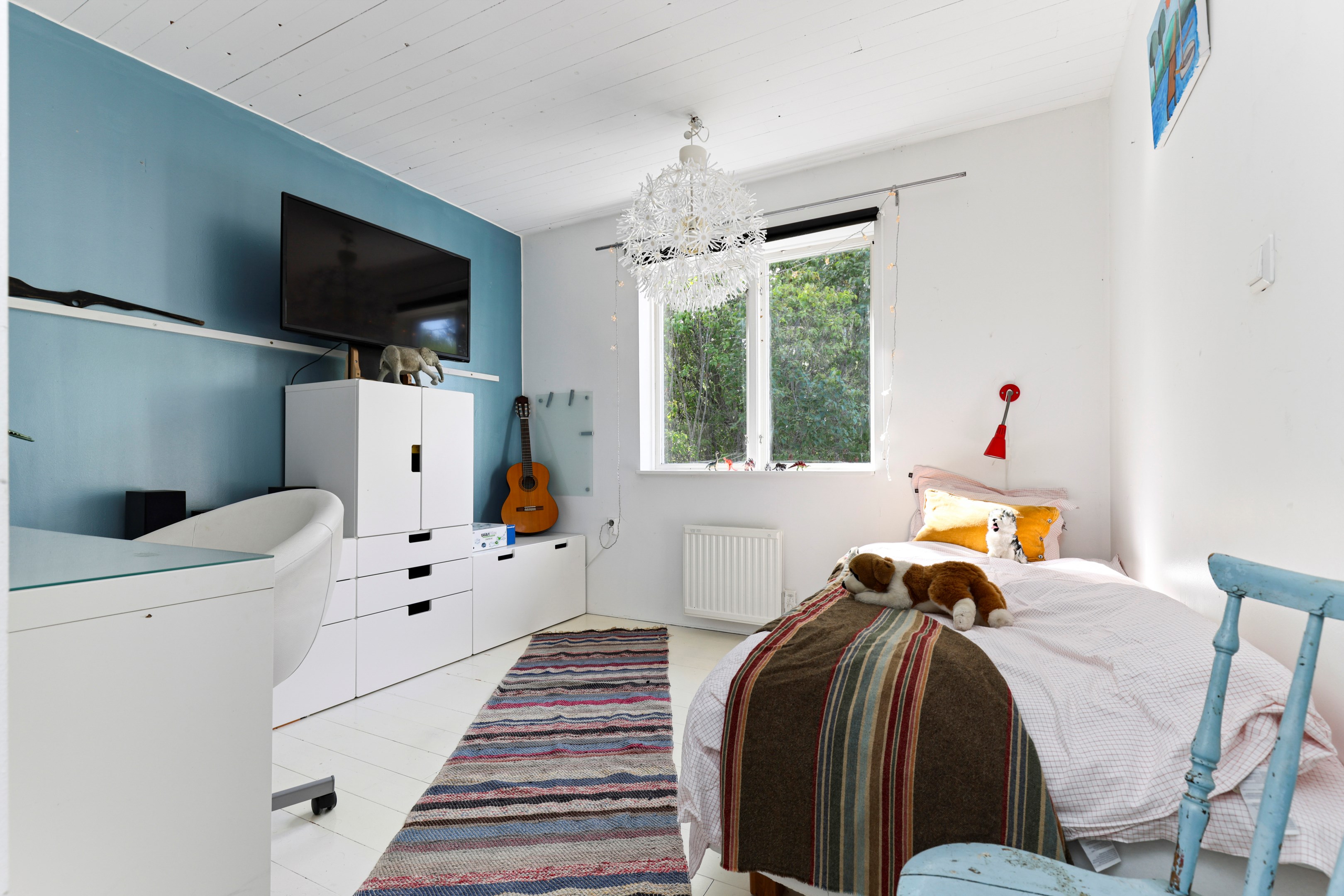 Bostadsbild från Strand 111, Till salu i Gräsö, Östhammar