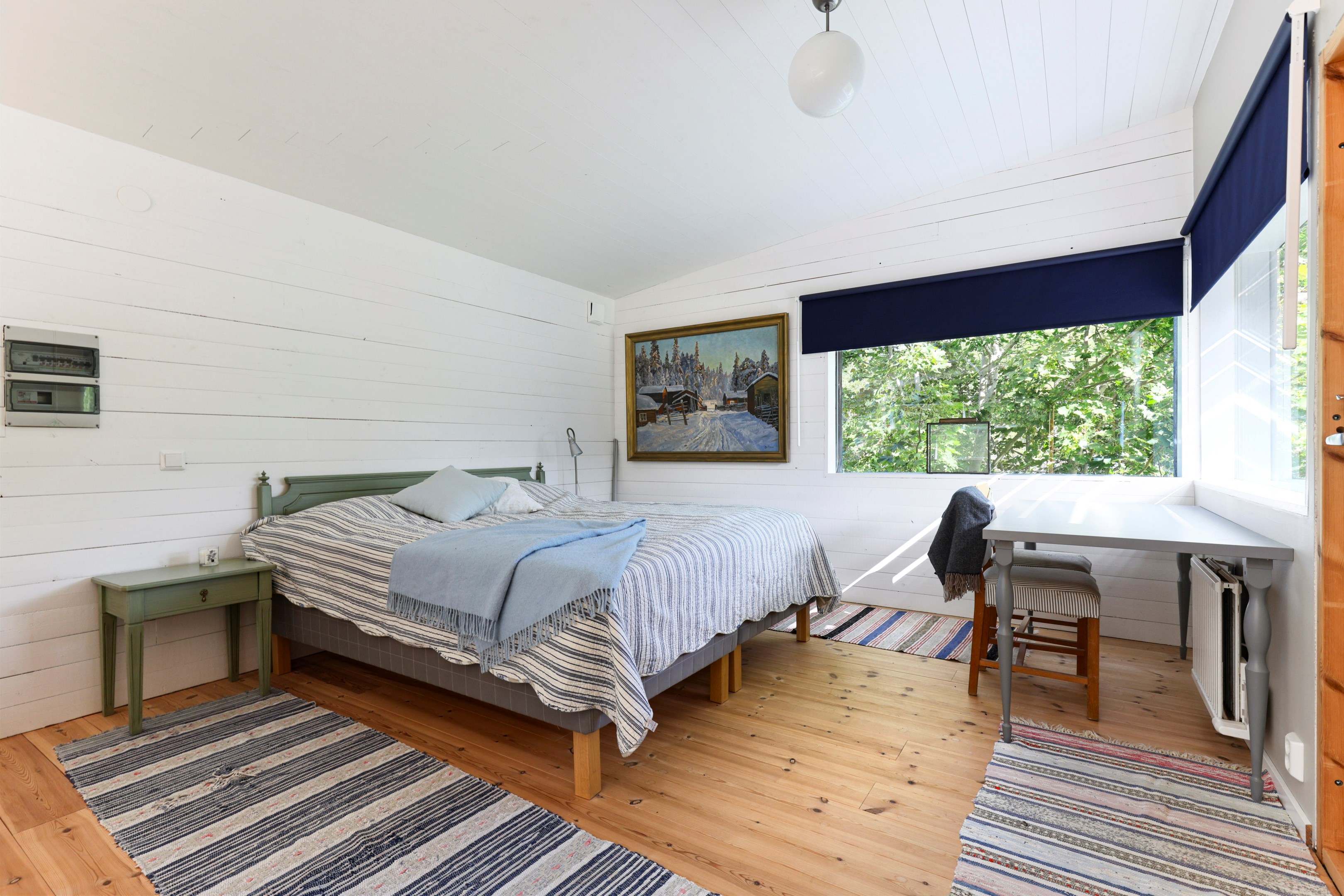 Bostadsbild från Strand 111, Till salu i Gräsö, Östhammar
