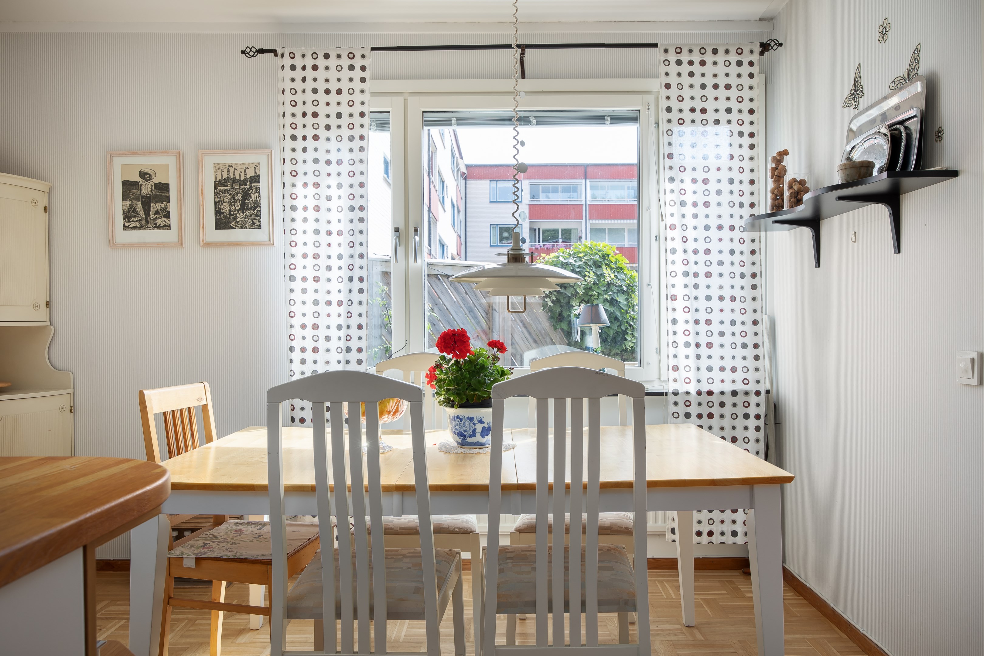 Bostadsbild från Vinterbrinksvägen 43, BV, Till salu i Igelbodaplatån - Saltsjöbaden, Nacka