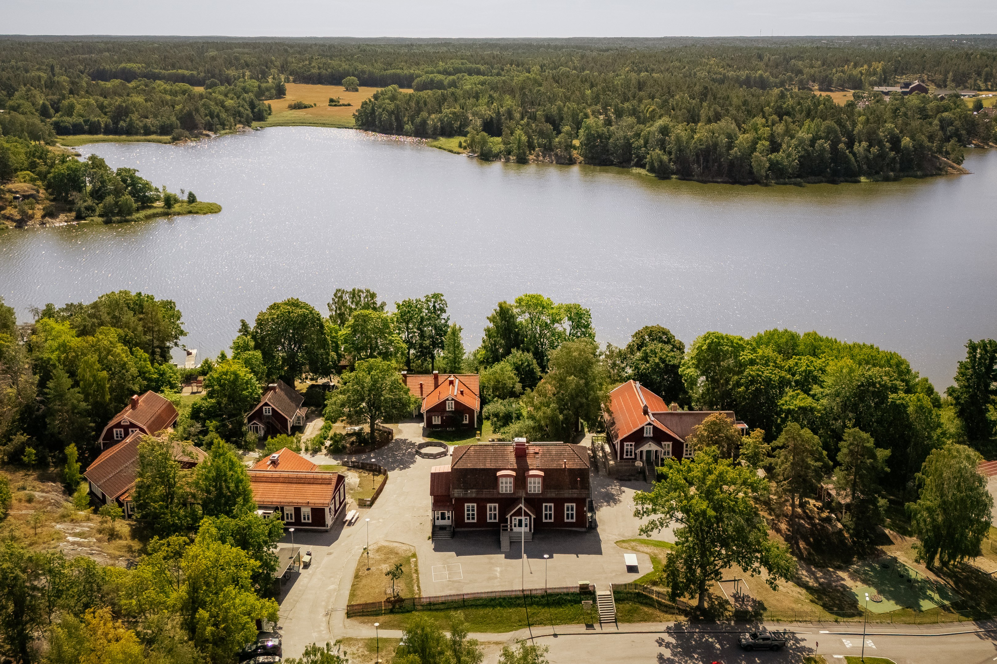 Kort trygg promenad till Kyrkskolan (F-åk 6)