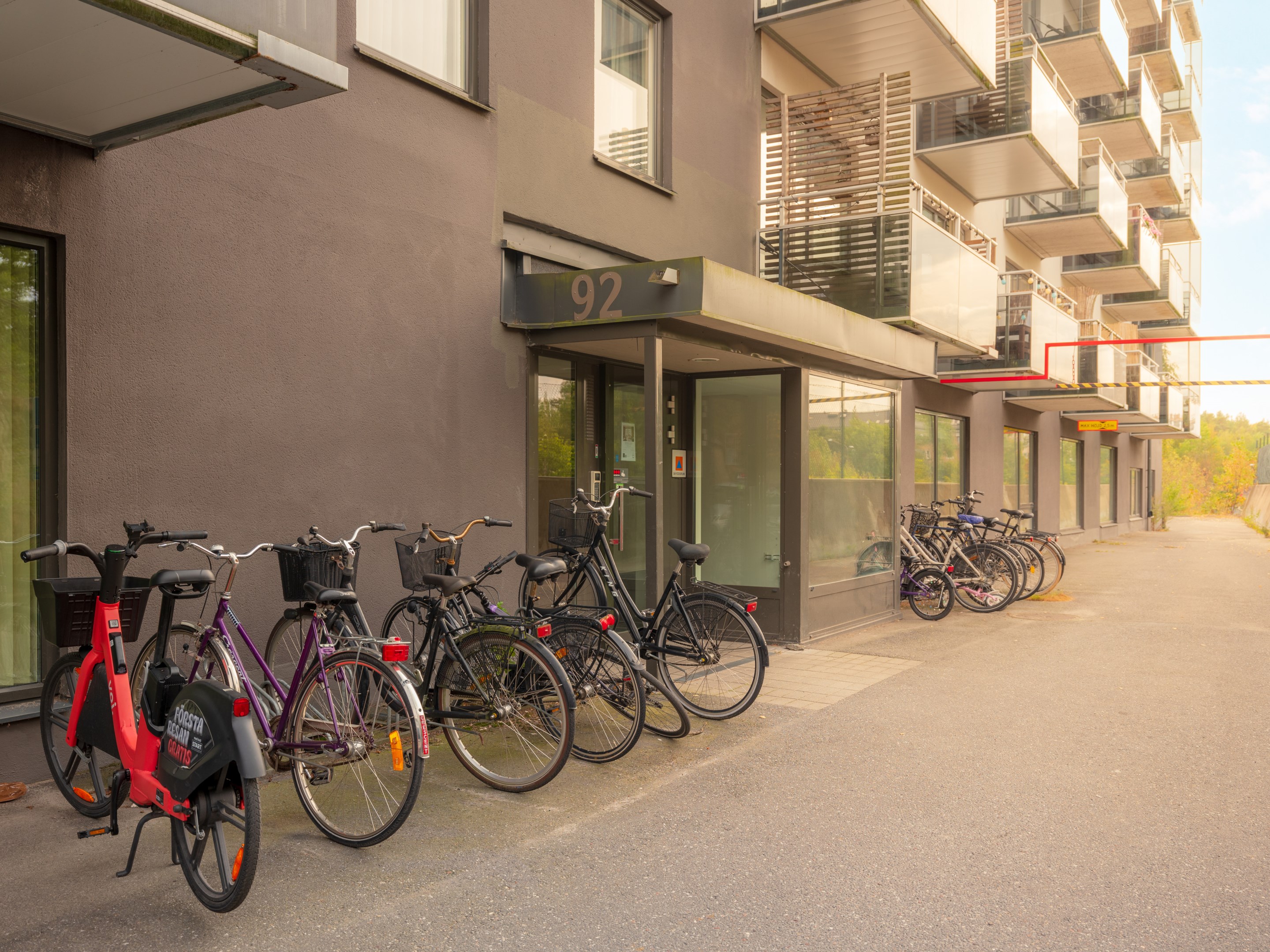 Bostadsbild från Tellusborgsvägen 92, Kommande i Midsommarkransen, Stockholm