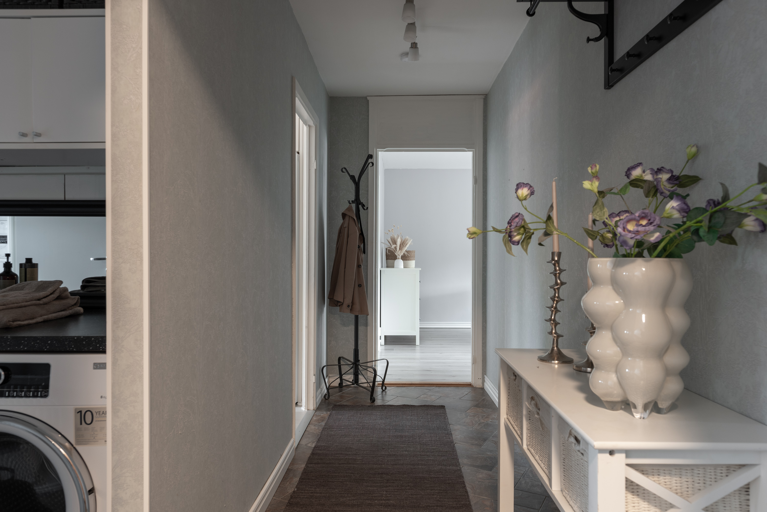 Bostadsbild från Gunnilbogatan 36B, Till salu i Malmaberg, Västerås