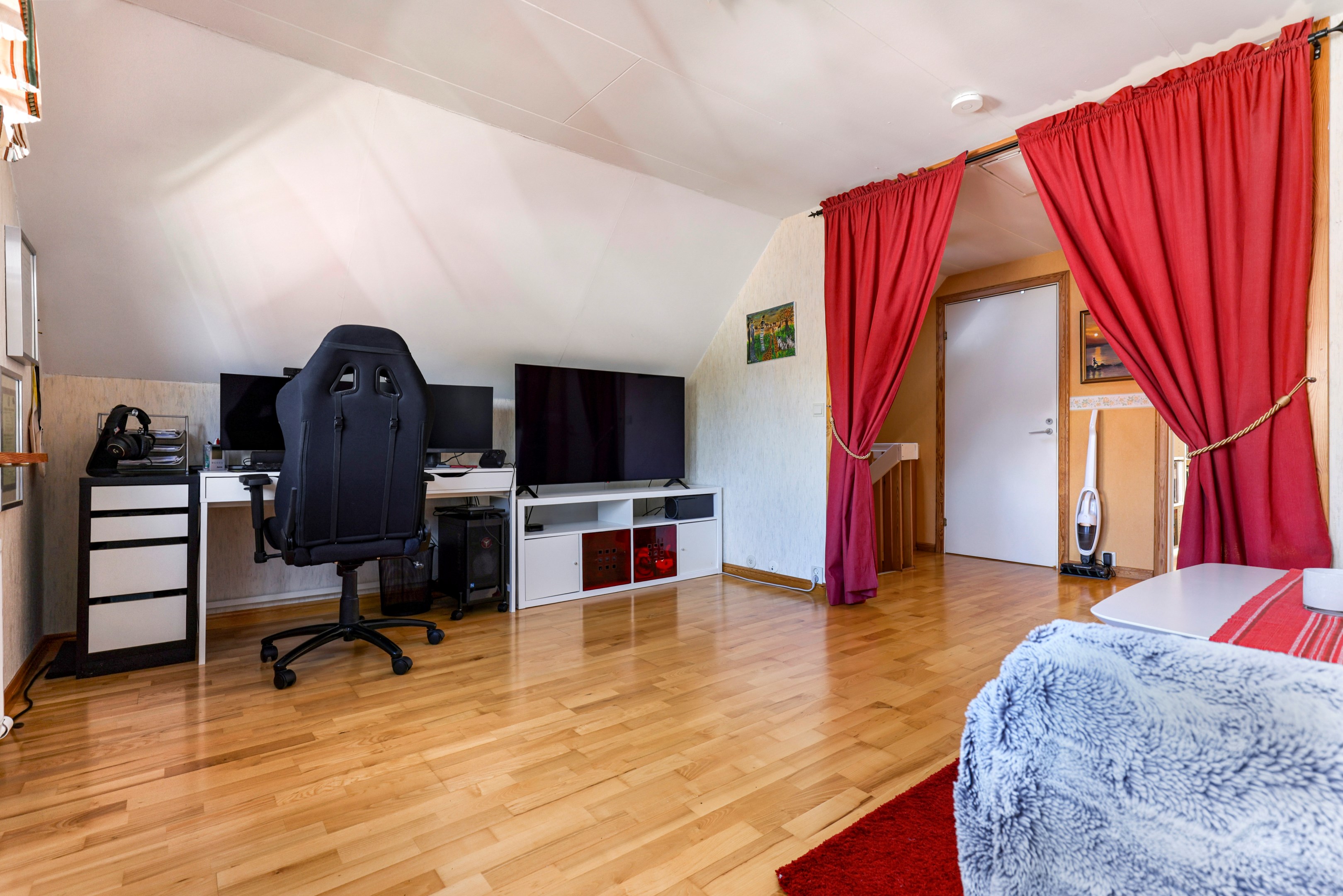 Bostadsbild från Ripgatan 15, Till salu i Östhammar, Östhammar