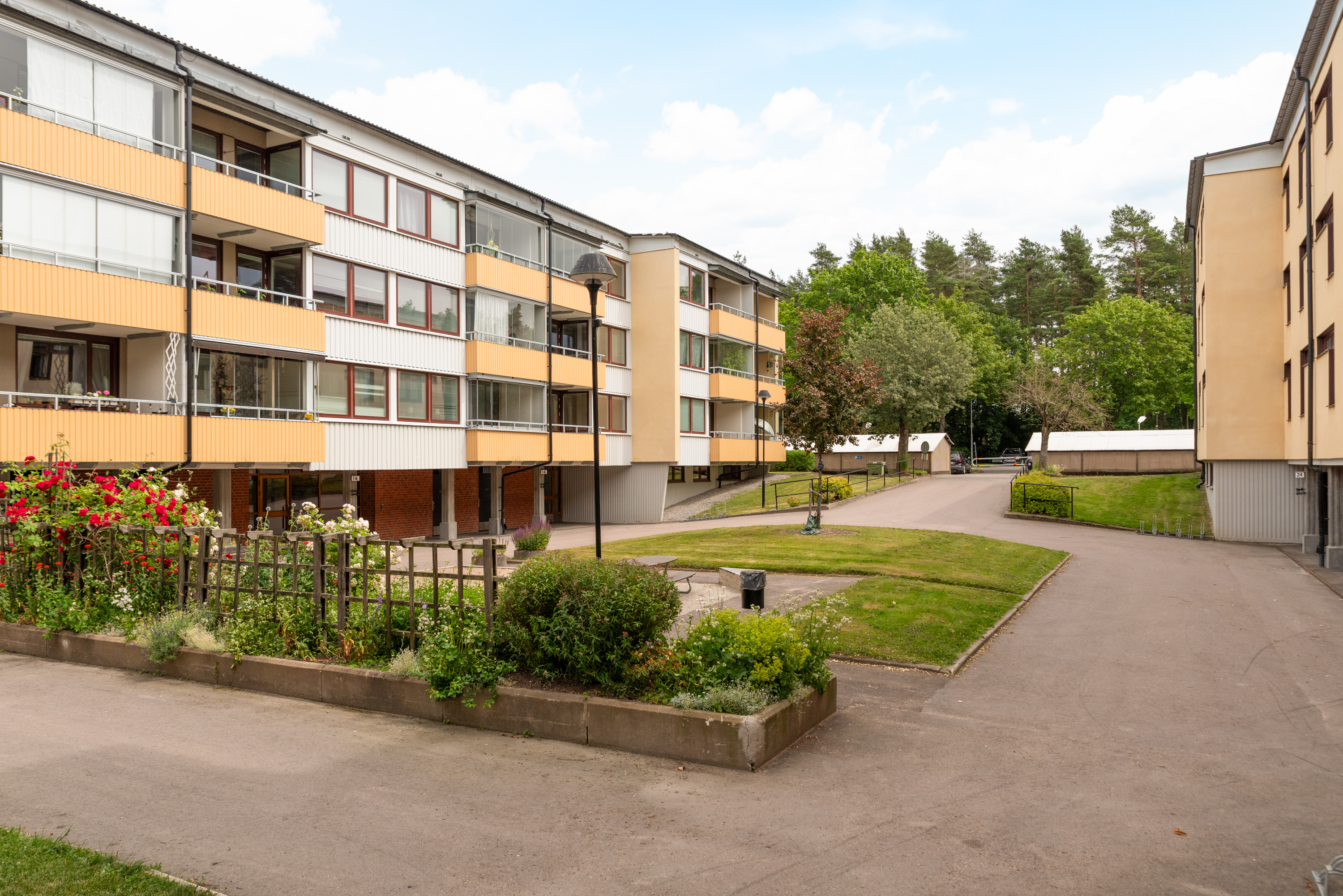 Bostadsbild från Vetterslundsgatan 14, Till salu i Vetterslund, Västerås