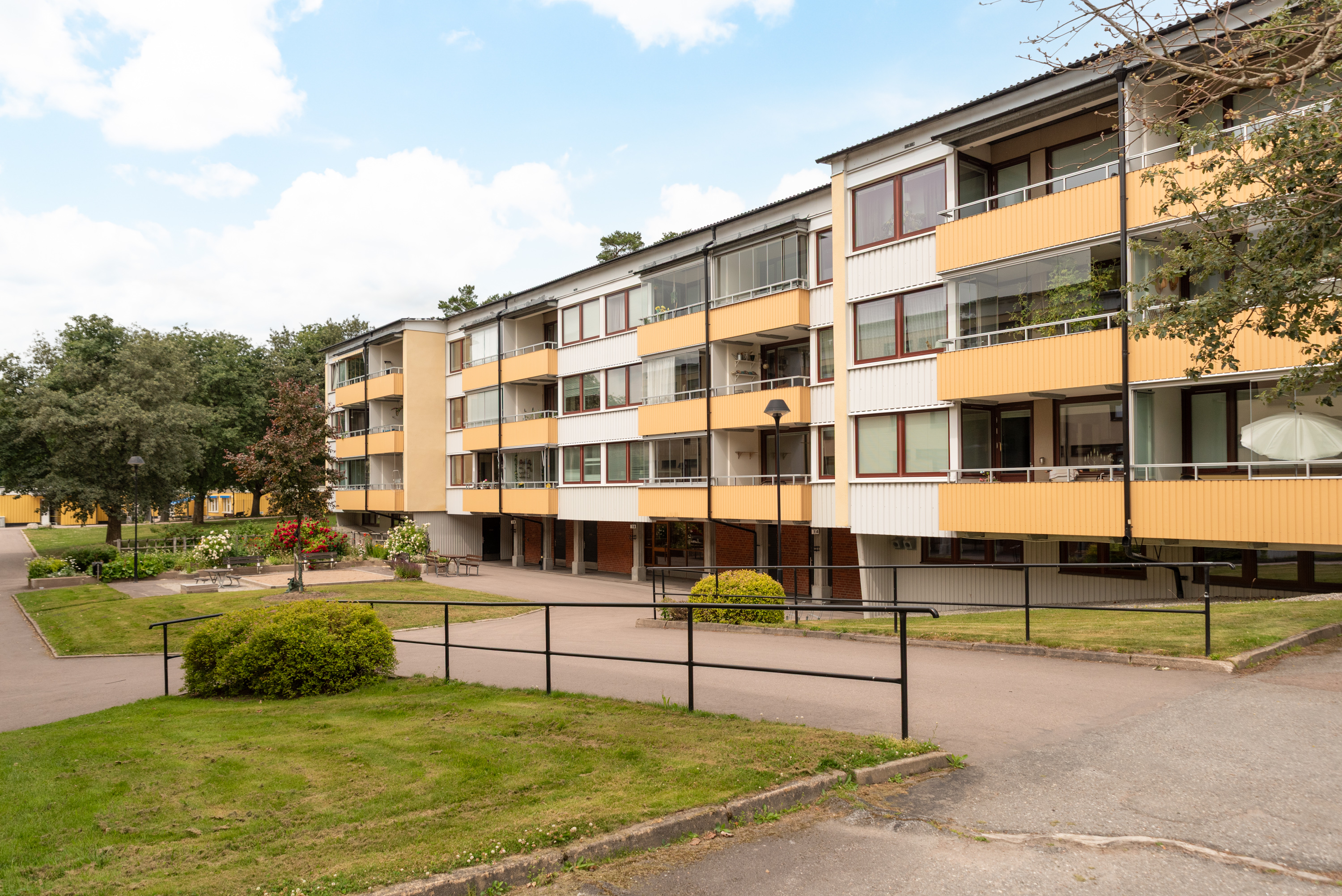 Bostadsbild från Vetterslundsgatan 14, Till salu i Vetterslund, Västerås