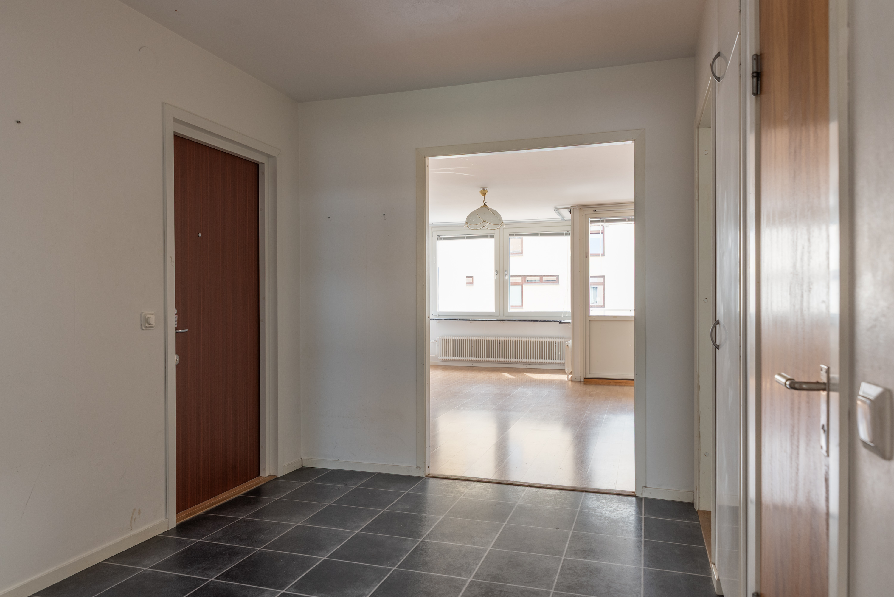 Bostadsbild från Vetterslundsgatan 14, Till salu i Vetterslund, Västerås